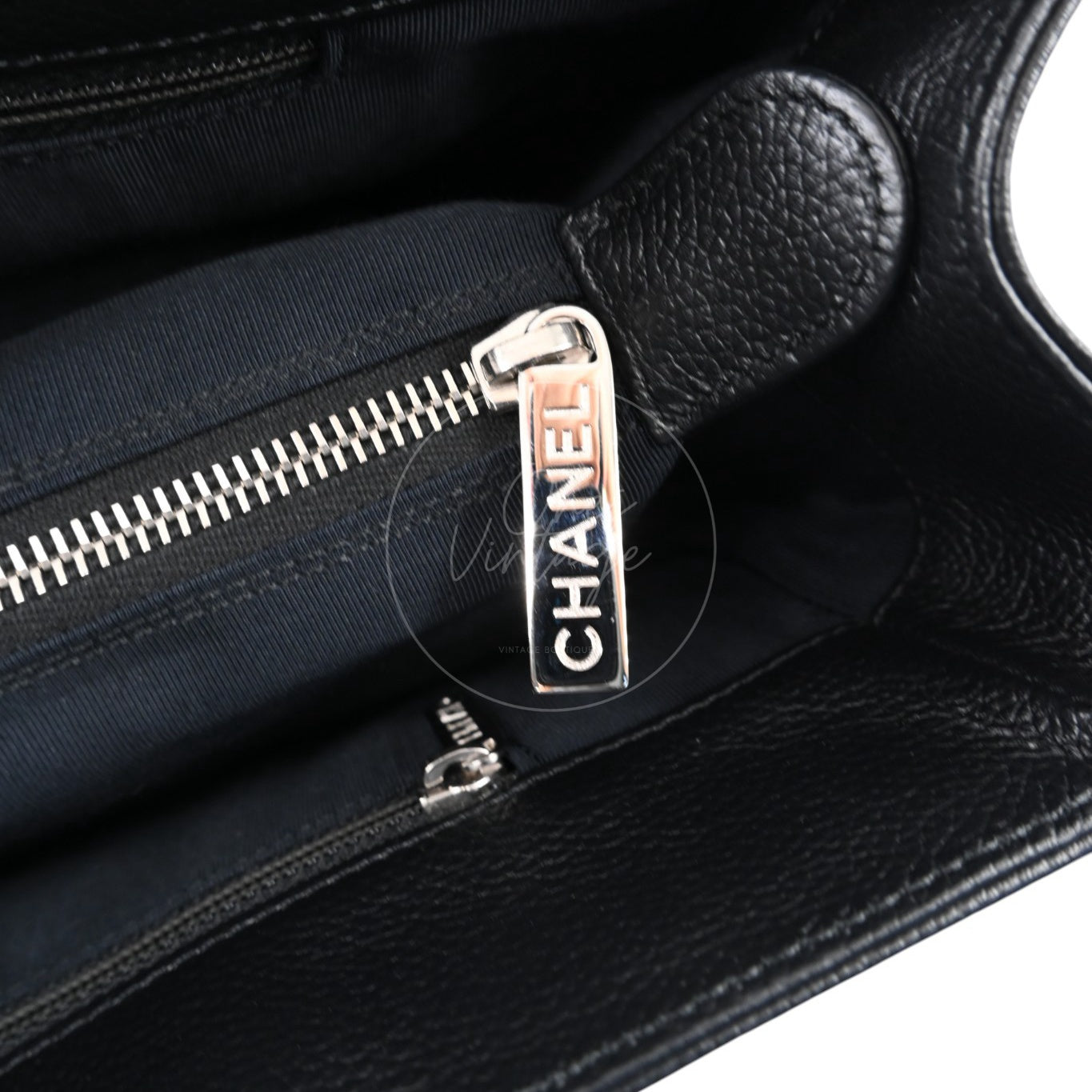 [Pre-owned] Chanel Cerf Small Black Calfskin Tote Bag Silver-tone Hardware Series 14