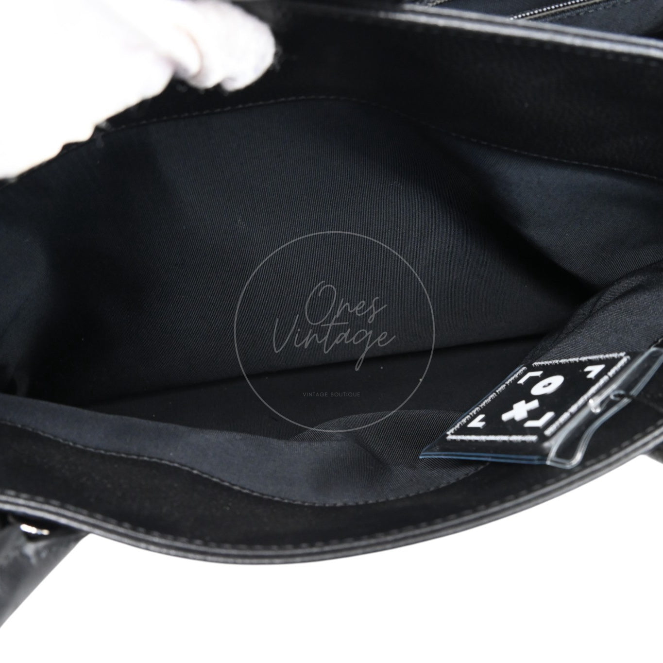 [Pre-owned] Chanel Cerf Small Black Calfskin Tote Bag Silver-tone Hardware Series 14