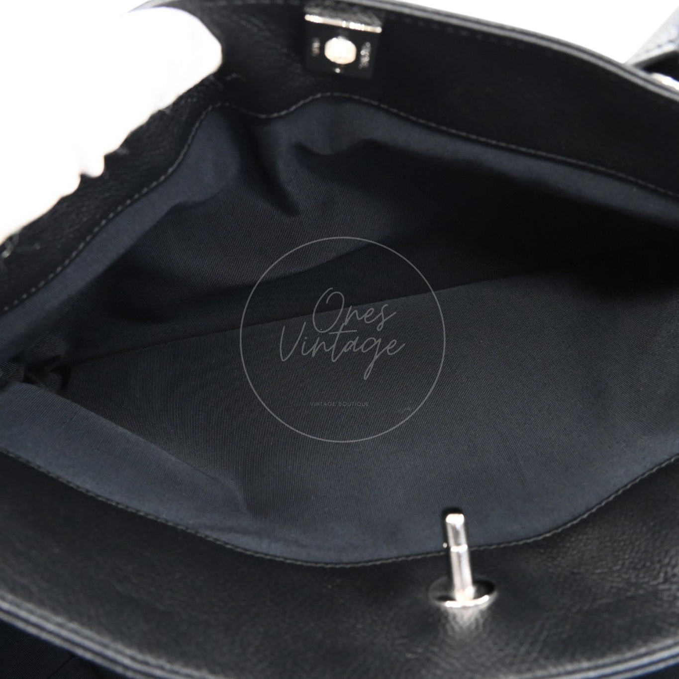 [Pre-owned] Chanel Cerf Small Black Calfskin Tote Bag Silver-tone Hardware Series 14