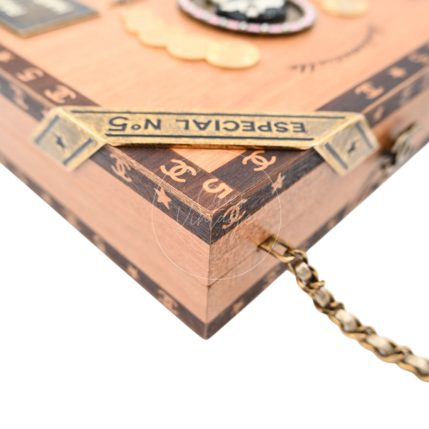 [Pre-Owned] Chanel Havana Vanity Wood Case Cigar Clutch Series 23