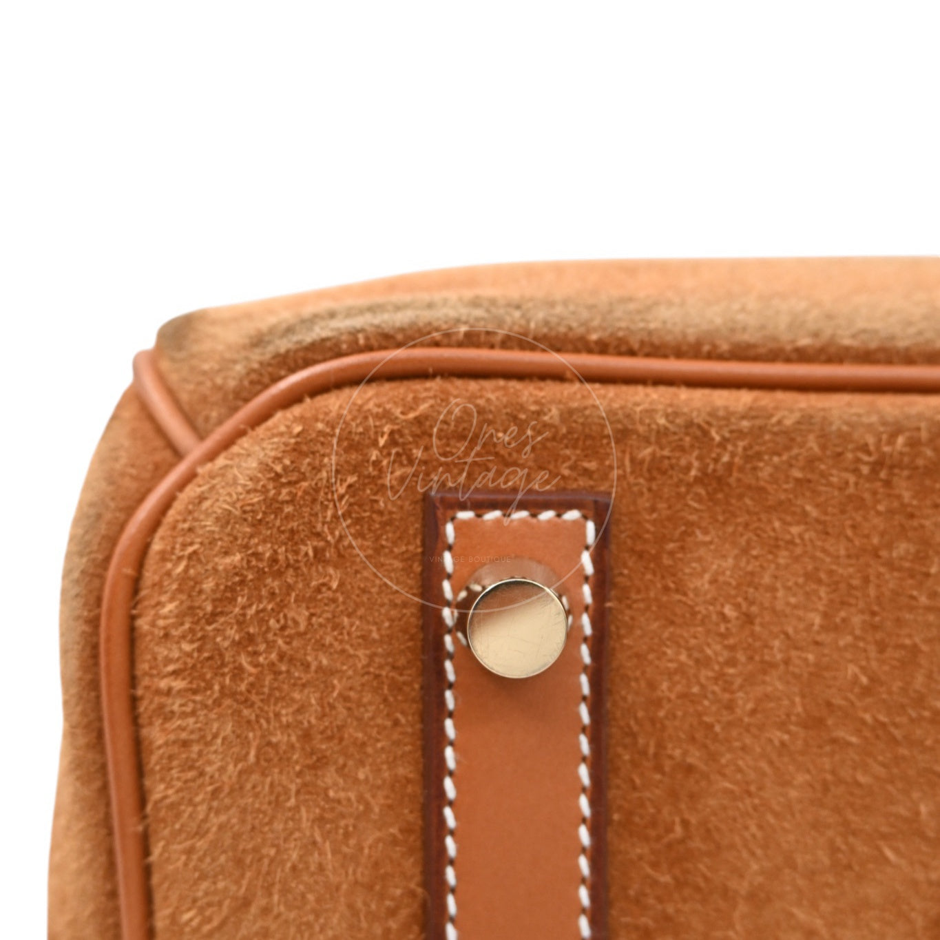 ```json
[
  {
    "translated_text": "[Pre-Owned] Hermes Birkin 30 Gold Brown Veau Doblis Grizzly Swift Stamp Square P"
  }
]
```