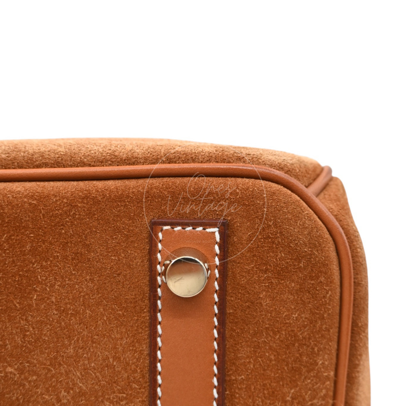 ```json
[
  {
    "translated_text": "[Pre-Owned] Hermes Birkin 30 Gold Brown Veau Doblis Grizzly Swift Stamp Square P"
  }
]
```