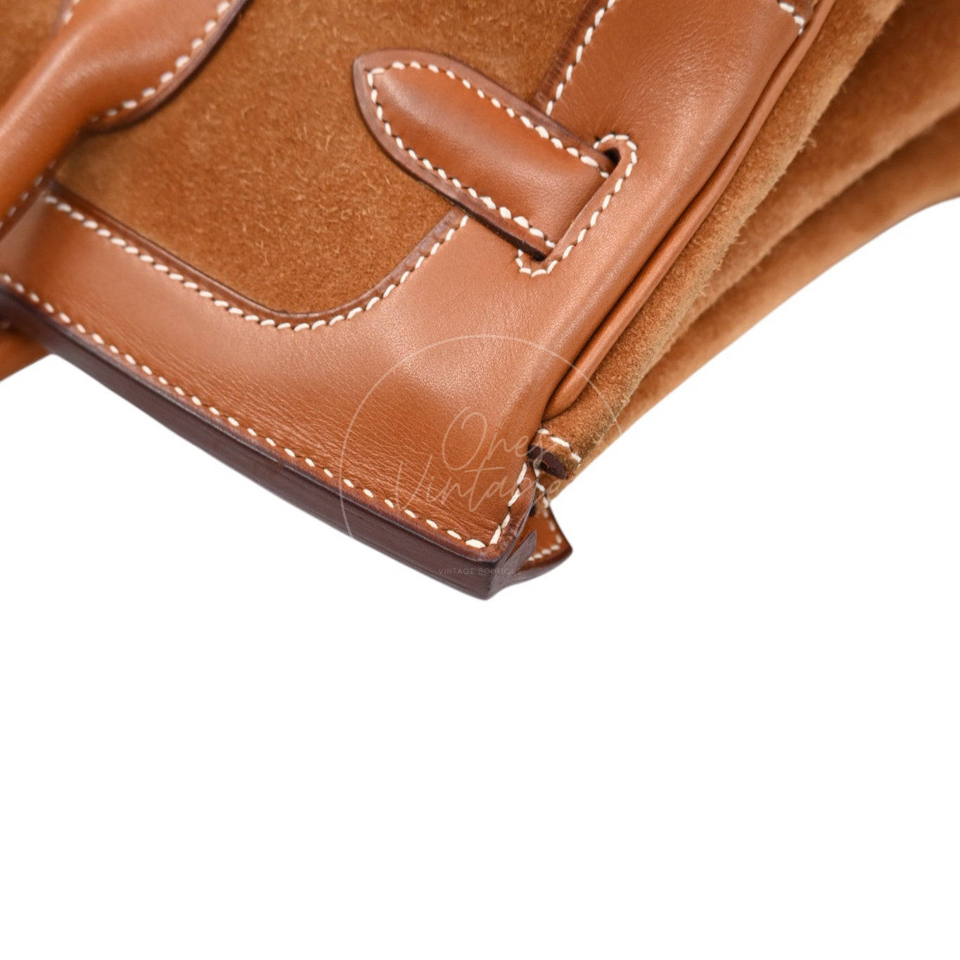 ```json
[
  {
    "translated_text": "[Pre-Owned] Hermes Birkin 30 Gold Brown Veau Doblis Grizzly Swift Stamp Square P"
  }
]
```