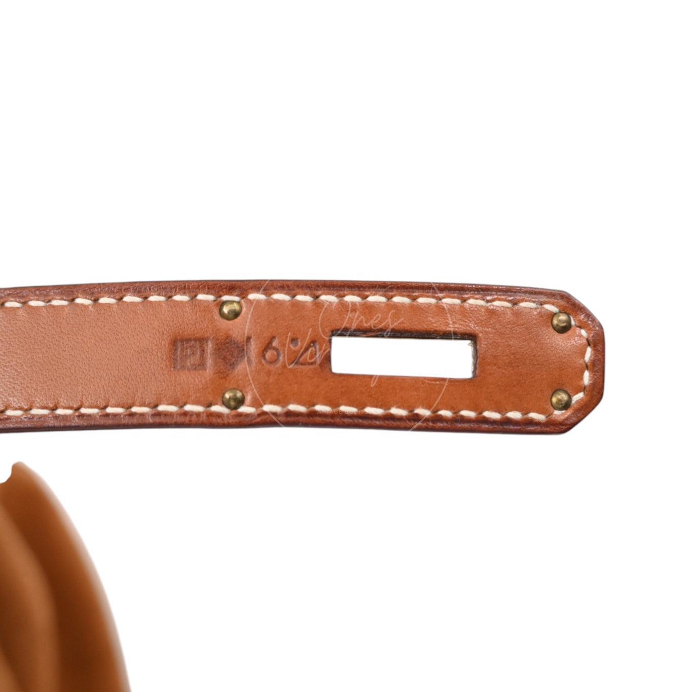 ```json
[
  {
    "translated_text": "[Pre-Owned] Hermes Birkin 30 Gold Brown Veau Doblis Grizzly Swift Stamp Square P"
  }
]
```
