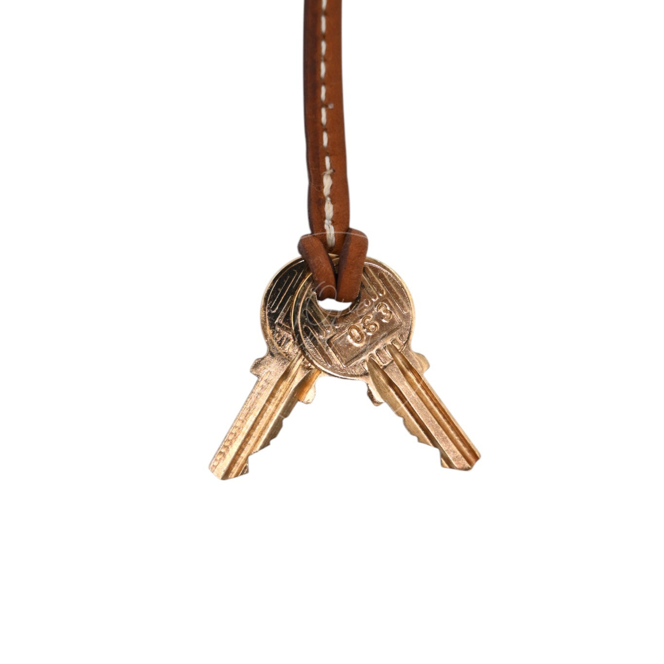 ```json
[
  {
    "translated_text": "[Pre-Owned] Hermes Birkin 30 Gold Brown Veau Doblis Grizzly Swift Stamp Square P"
  }
]
```