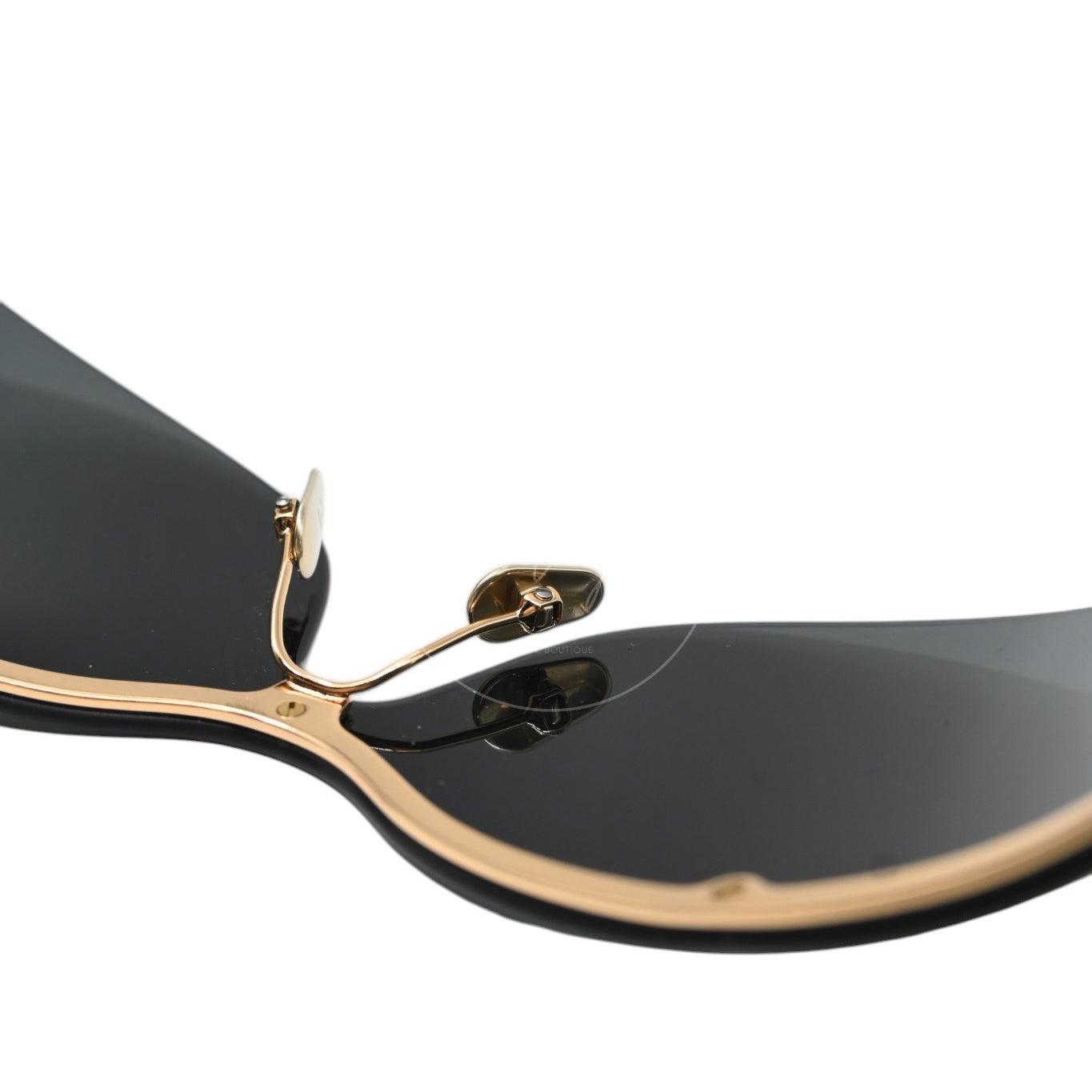 Chanel Black Sunglasses 26M Gold-Tone Metal Frame