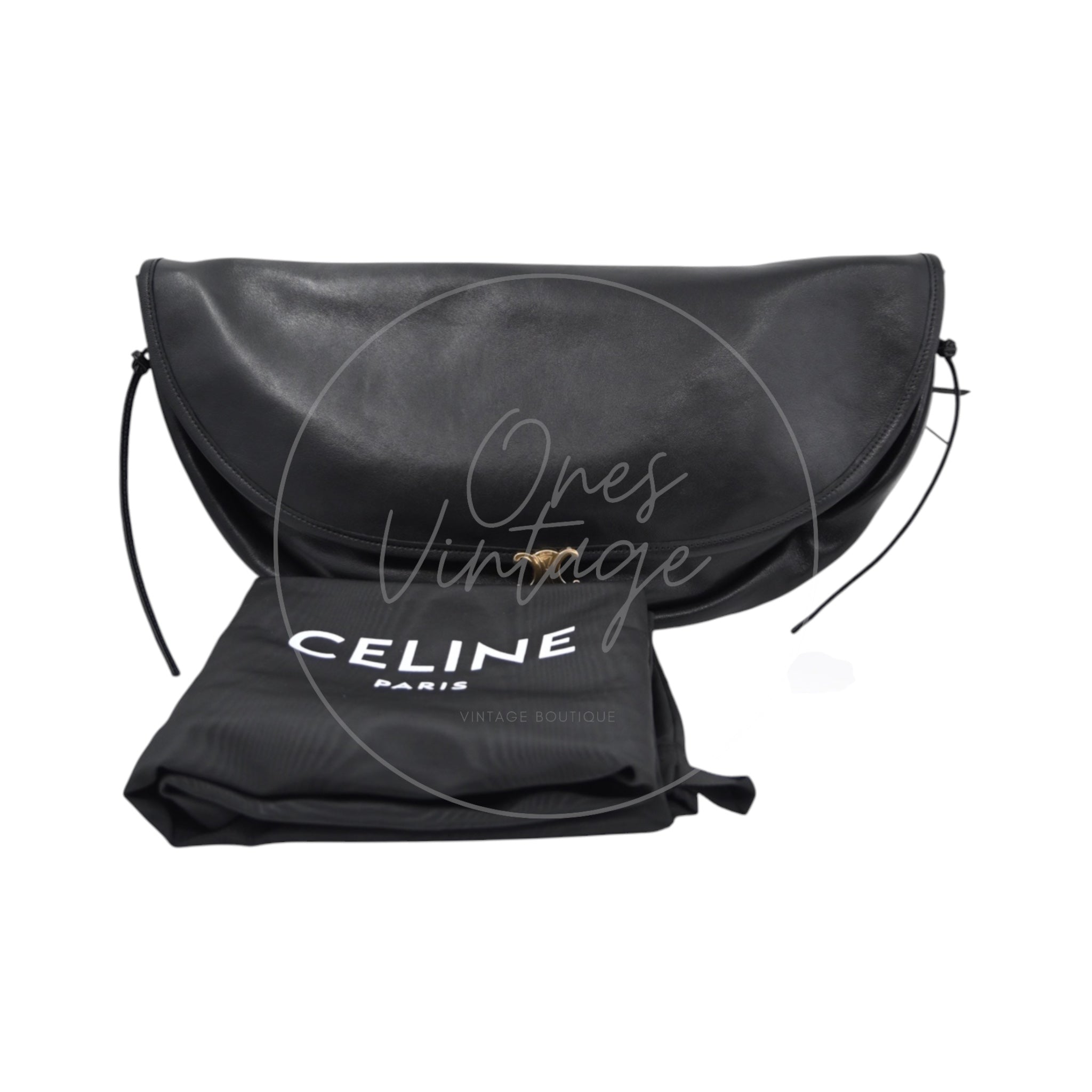 [Pre-owned] Celine Halfmoon Soft Triomphe Bag In Supple Shiny Lambskin