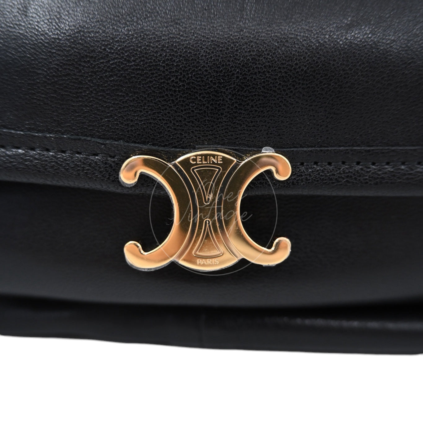 [Pre-owned] Celine Halfmoon Soft Triomphe Bag In Supple Shiny Lambskin