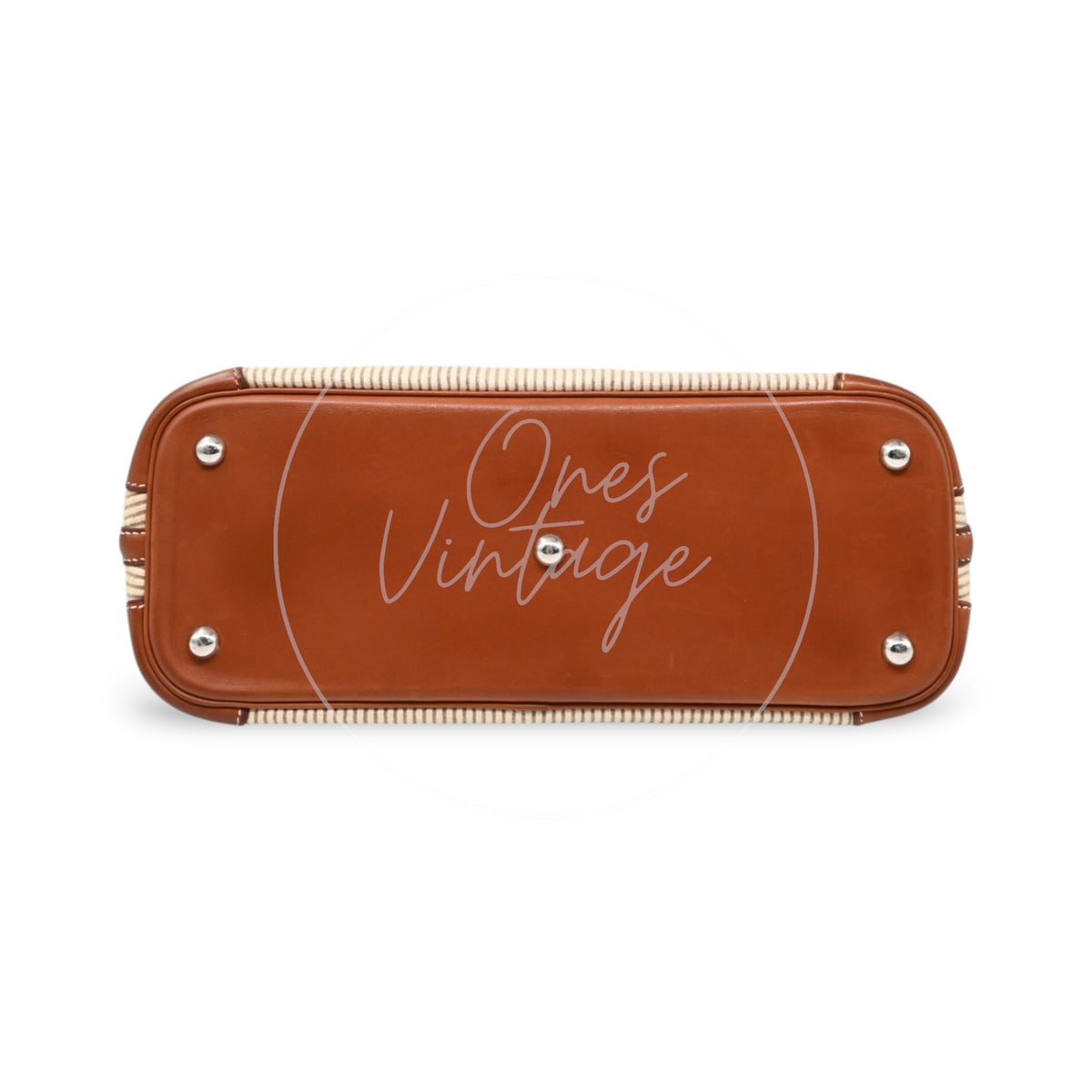 Hermès Bolide 26 in Fauve Barenia leather and Crinoline fabric with palladium-plated hardware, Square D stamp, leather base with protective feet