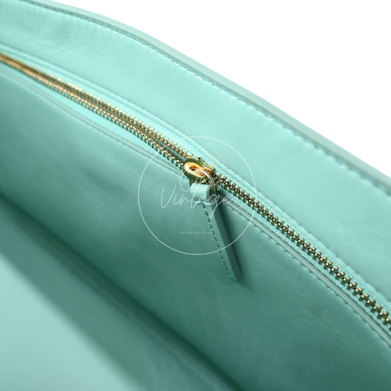 Chanel Green Suede Maxi 32cm GHW Sereis HT