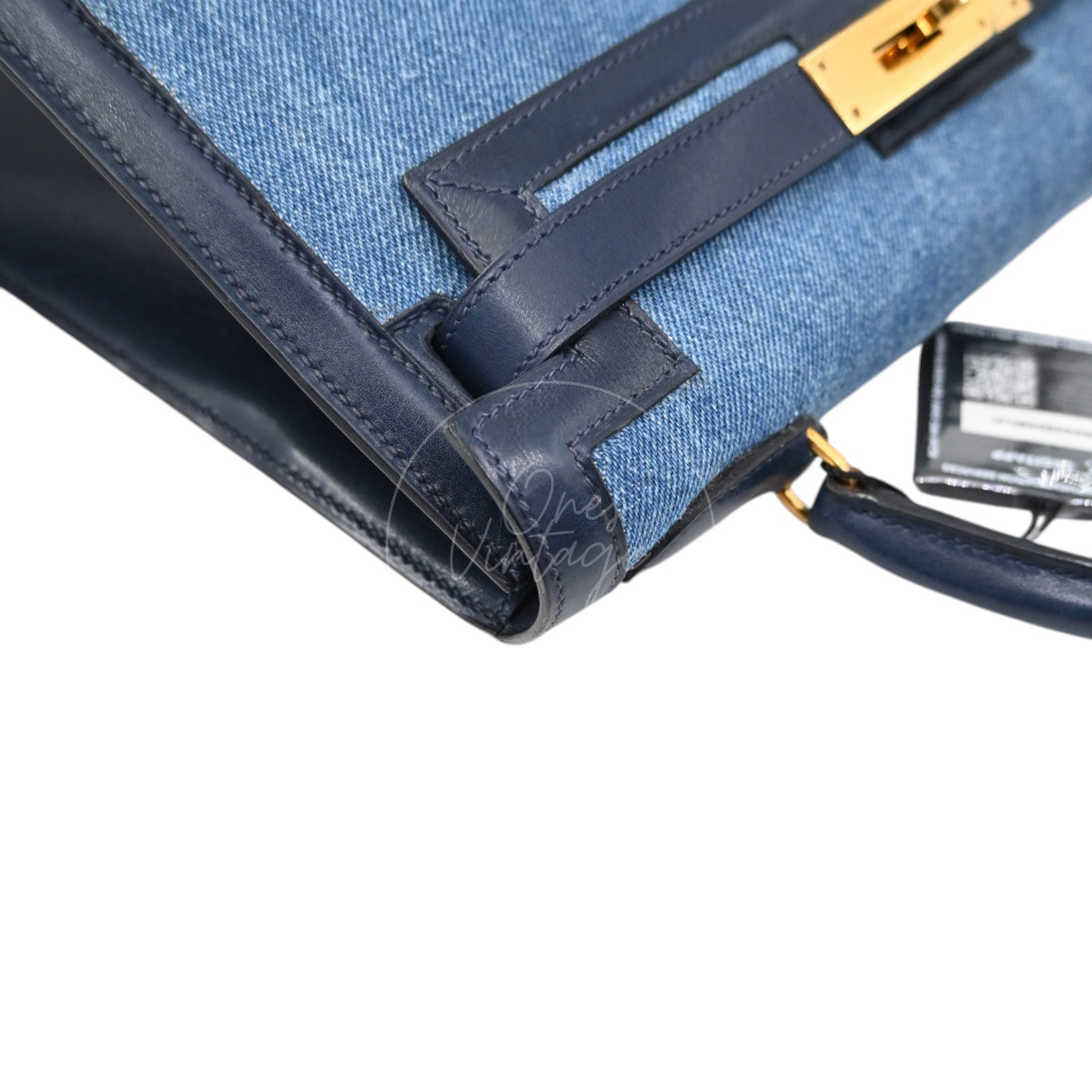 [Pre-owned] Hermes Kelly 28 Navy and Denim Blue GHW Stamp Circle L