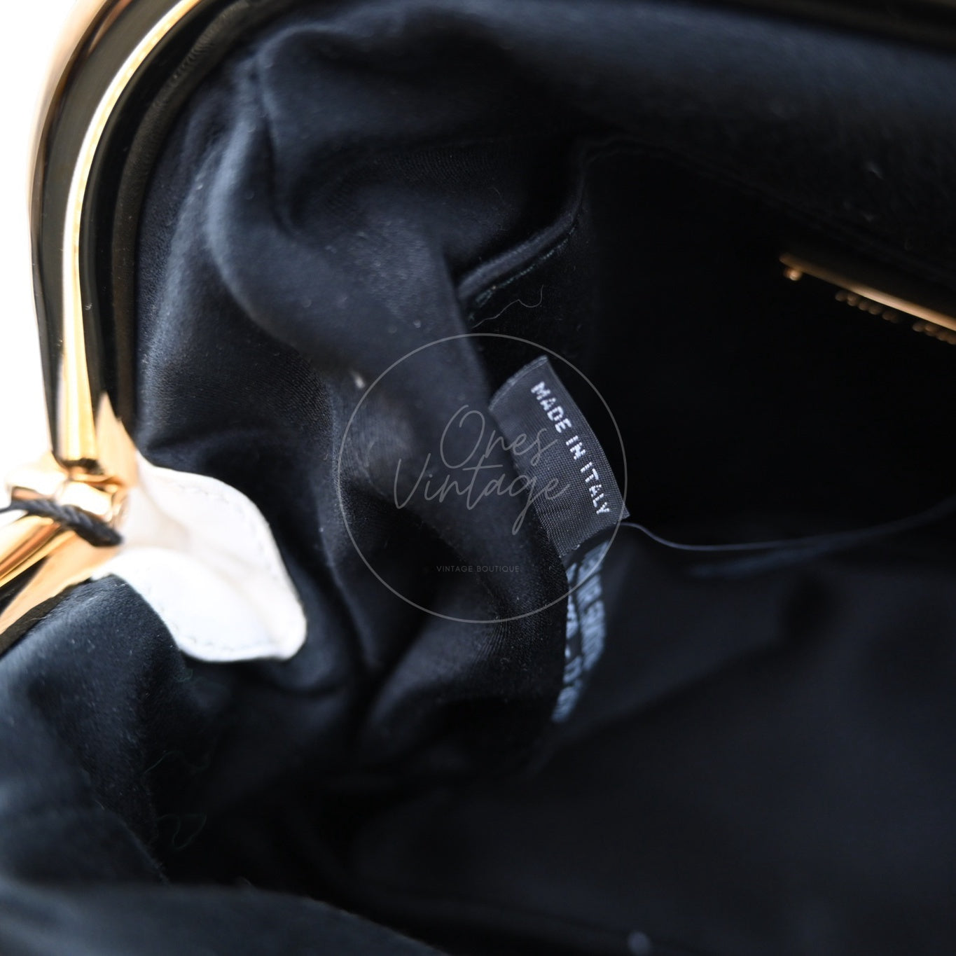 [Pre-owned] Miu Miu Belle White Shearling Bag