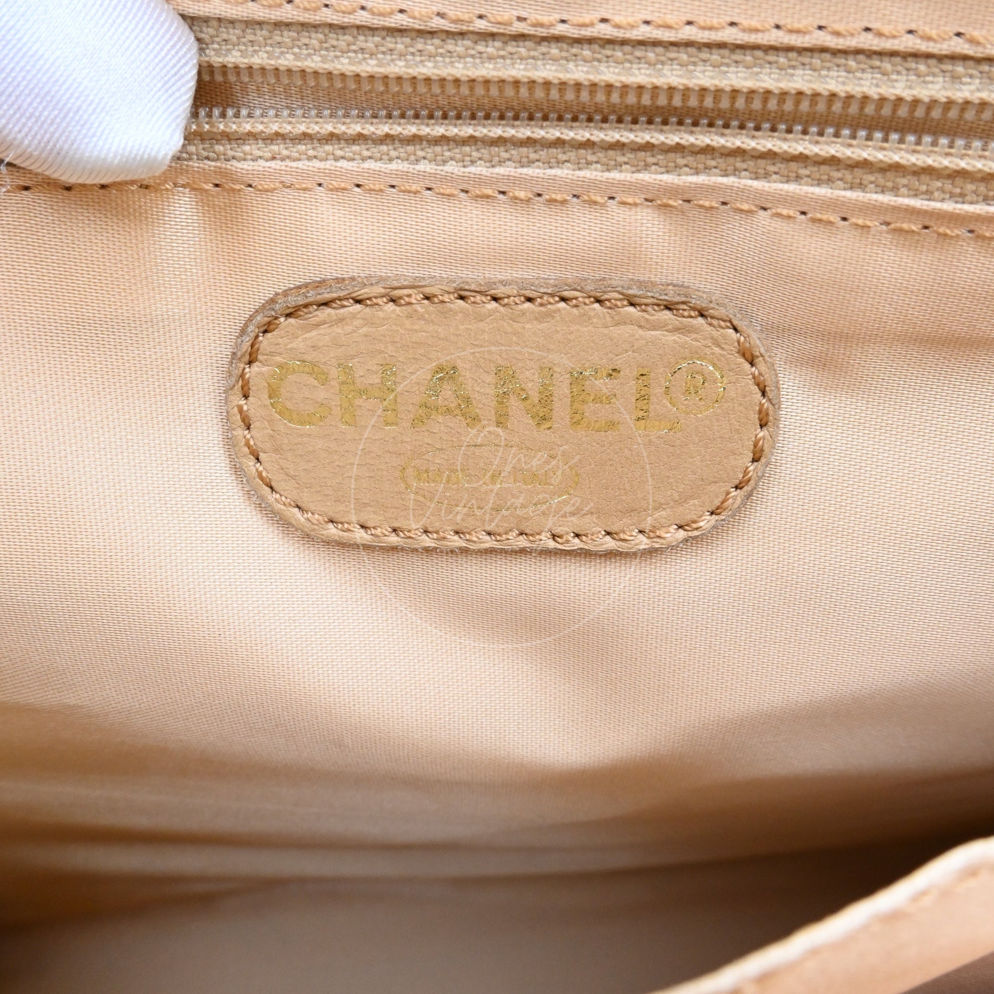 [Pre-owned] Chanel Beige Caviar Tote Bag