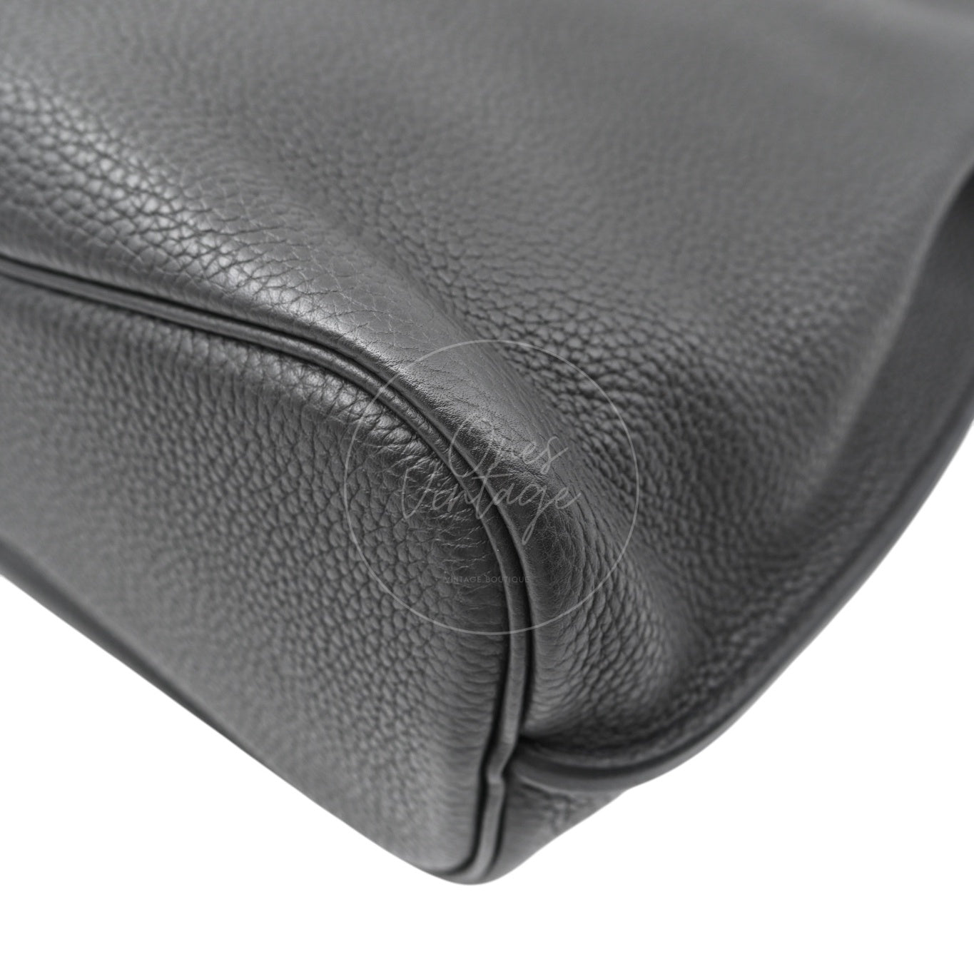 [Pre-owned] Hermes So Kelly 26 Togo PHW Noir Shoulder Bag Stamp T