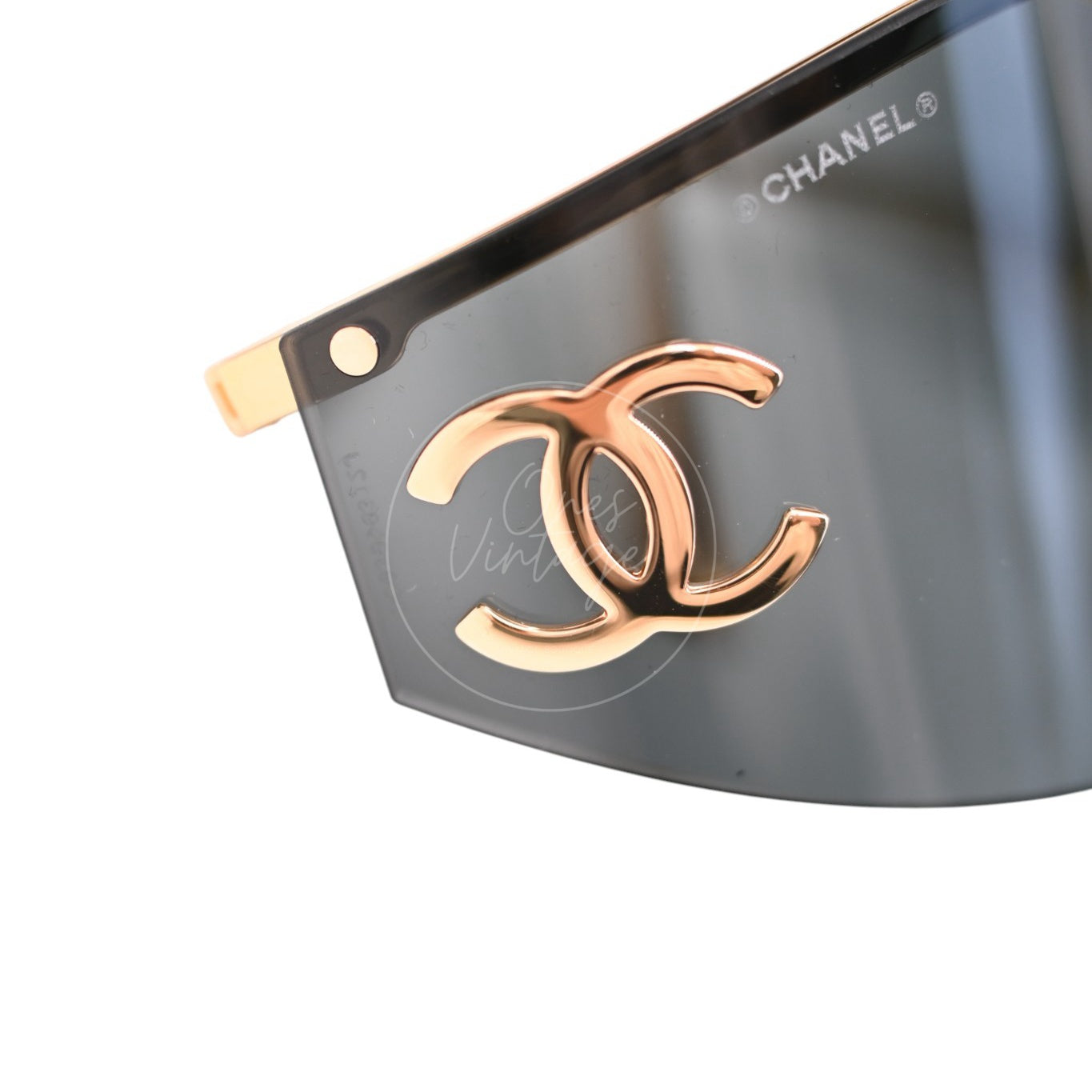 Chanel Sunglasses Gold-Tone Metal Frame Black Gold 26M
