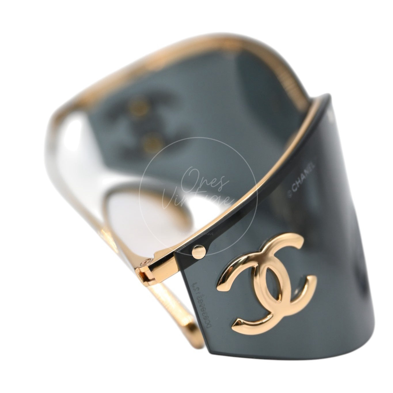 Chanel Sunglasses Gold-Tone Metal Frame Black Gold 26M