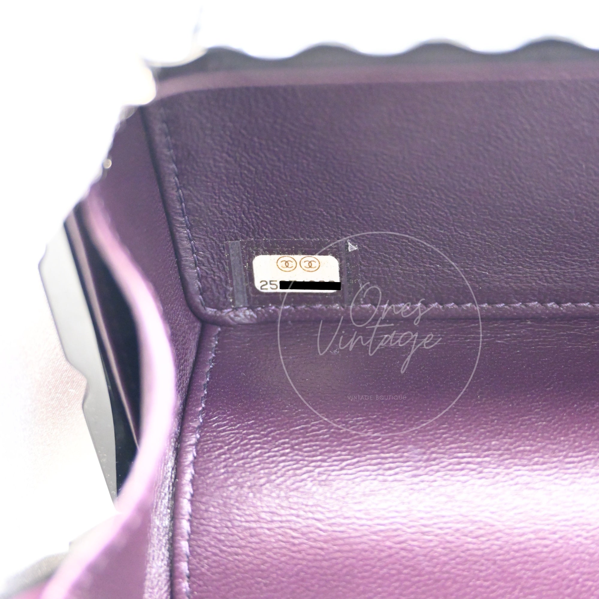 [Pre-owned] Chanel Black Purple Container Minaudiere Evening Bag series 25