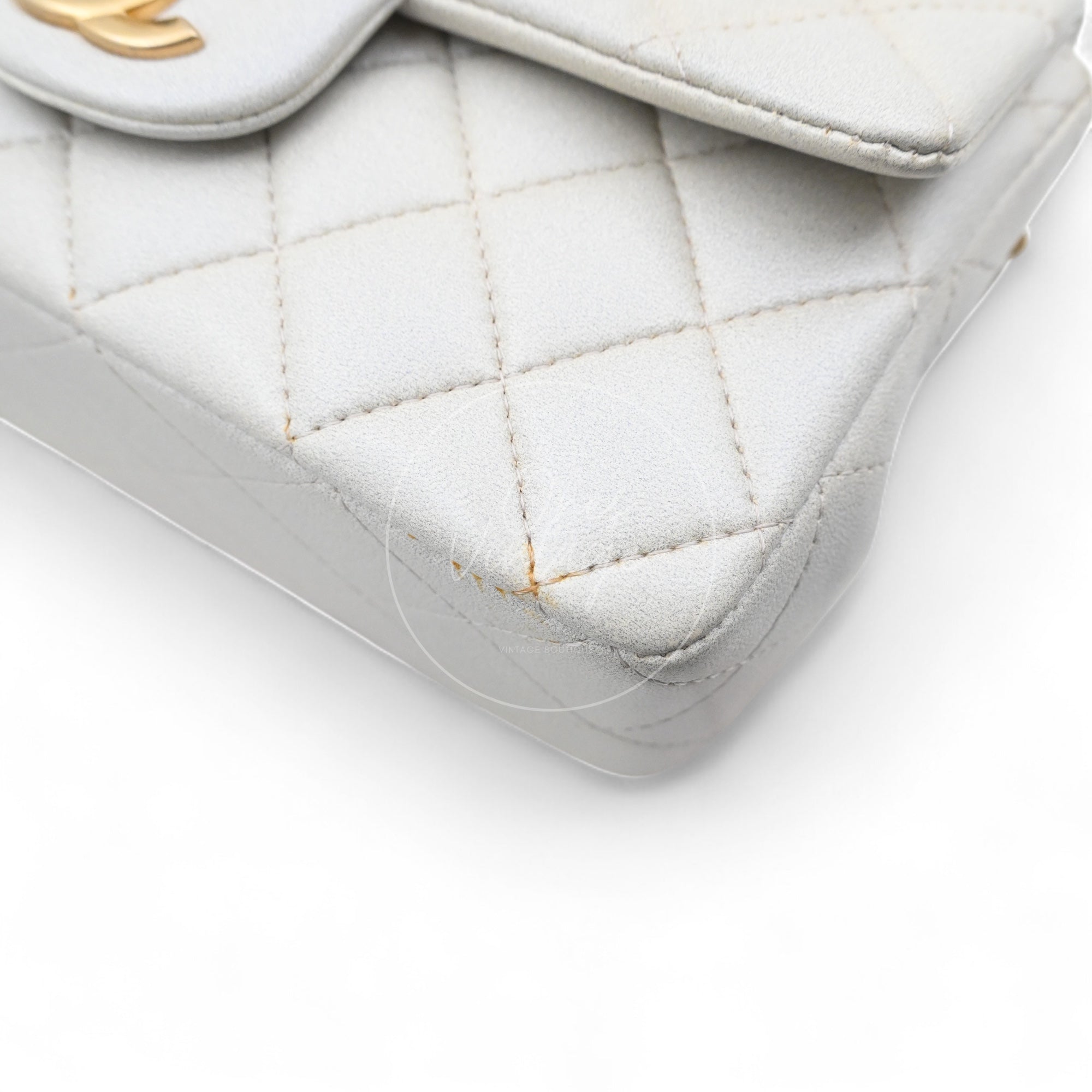 [Pre-owned] Chanel Rectangualr Mini with Handle White