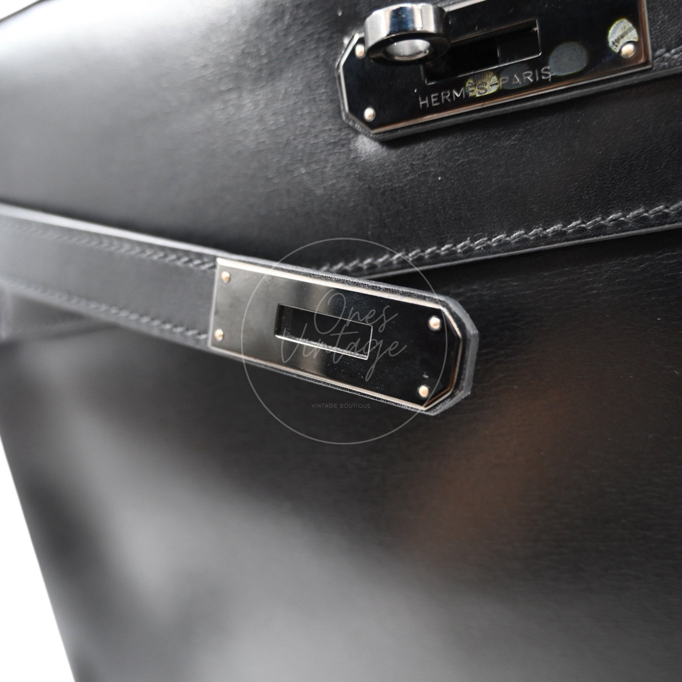 [Pre-Owned] Hermès Kelly 32  "So Black" Box Calf Leather Square N