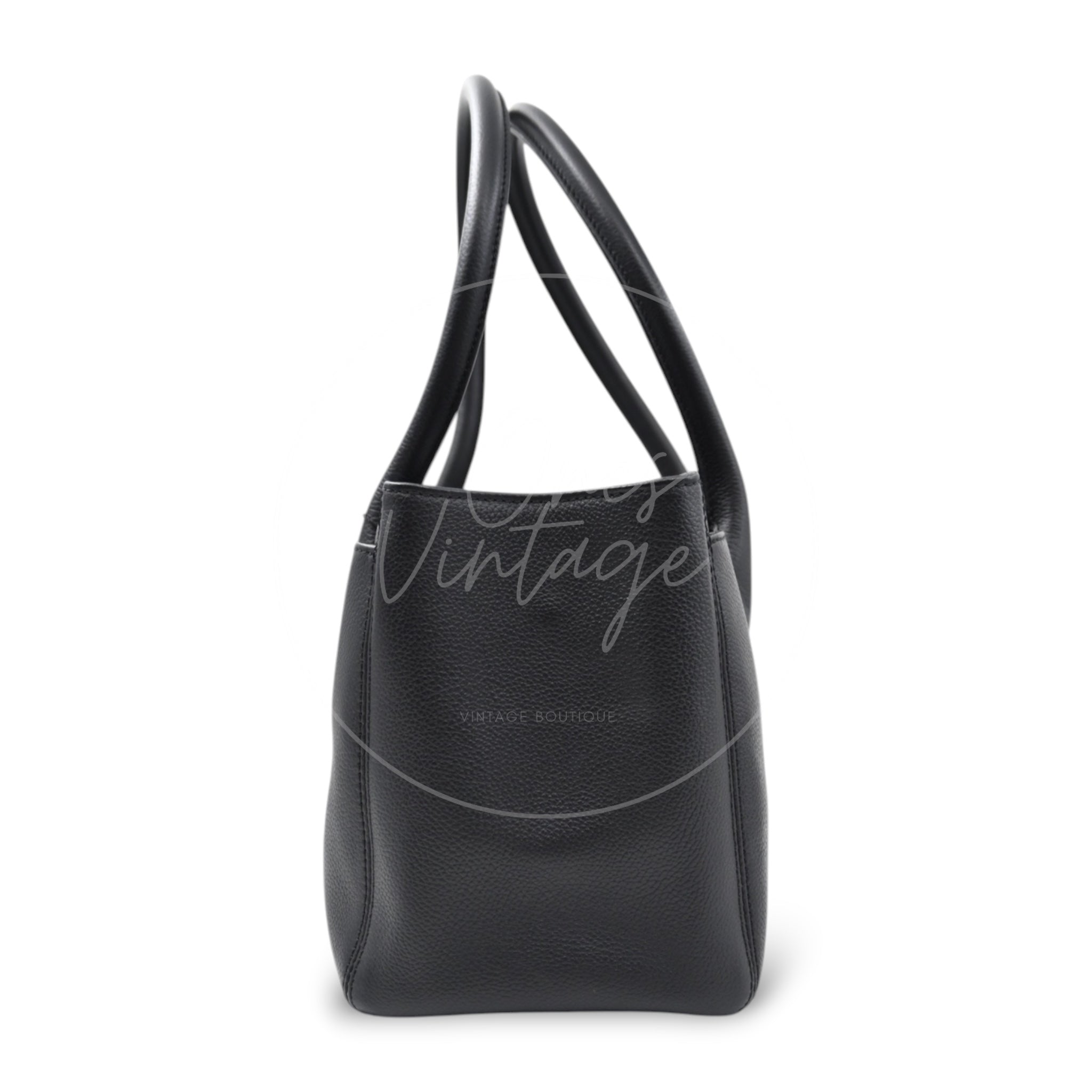 [Pre-Owned] Chanel Cerf Small Black Calfskin Tote Series 18
