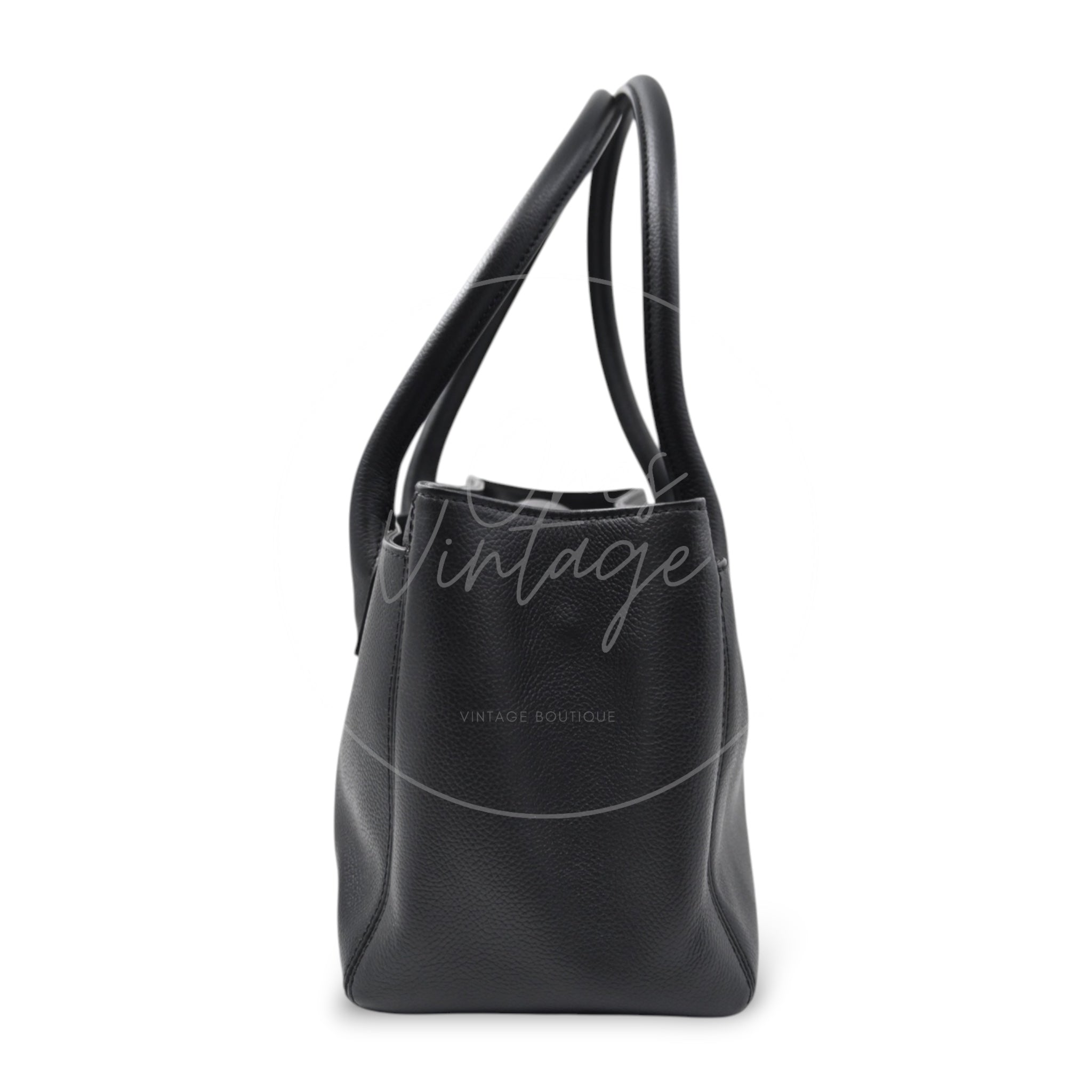 [Pre-Owned] Chanel Cerf Small Black Calfskin Tote Series 18