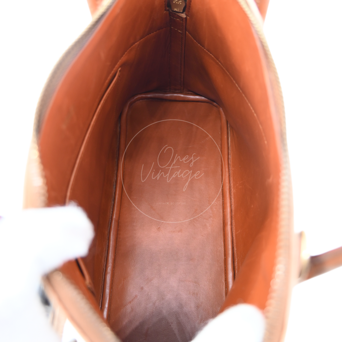 Hermès Bolide 27 in brown suede and leather with gold-tone hardware, Stamp J, open interior overview