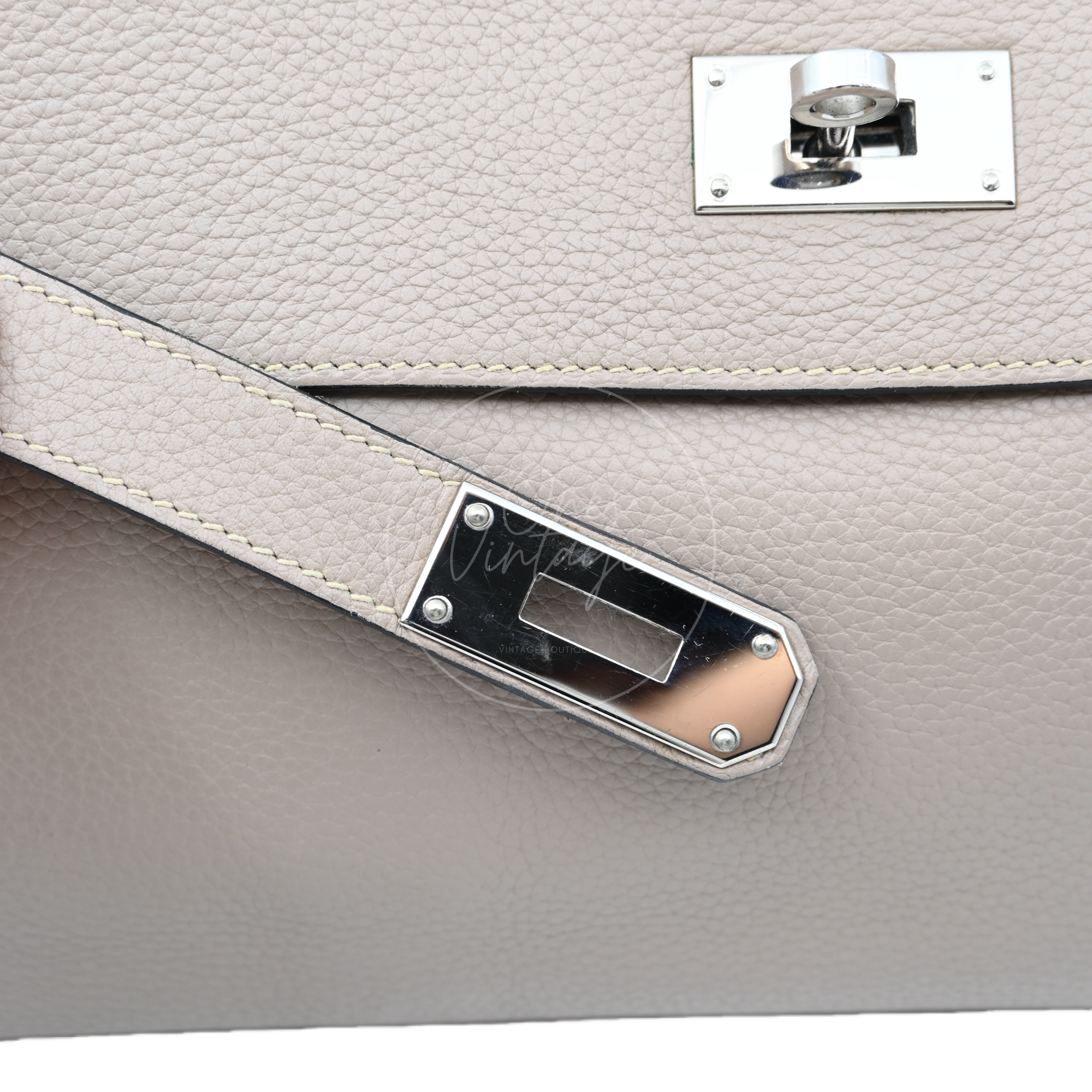 [Pre-owned] Hermes Kelly Shoulder 42 PHW Gris Tourterelle Taurillon Clemence Stamp Square M