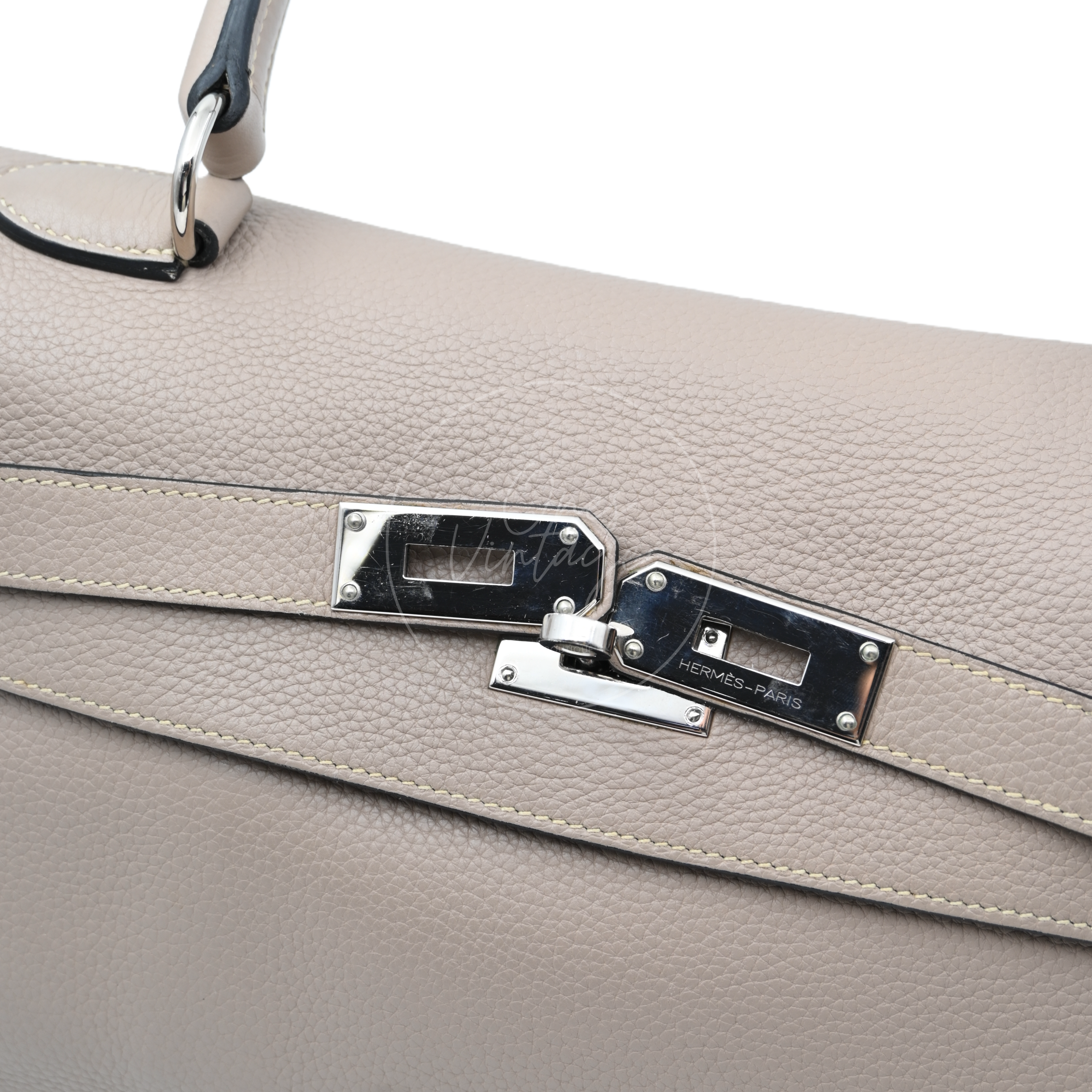 [Pre-owned] Hermes Kelly Shoulder 42 PHW Gris Tourterelle Taurillon Clemence Stamp Square M