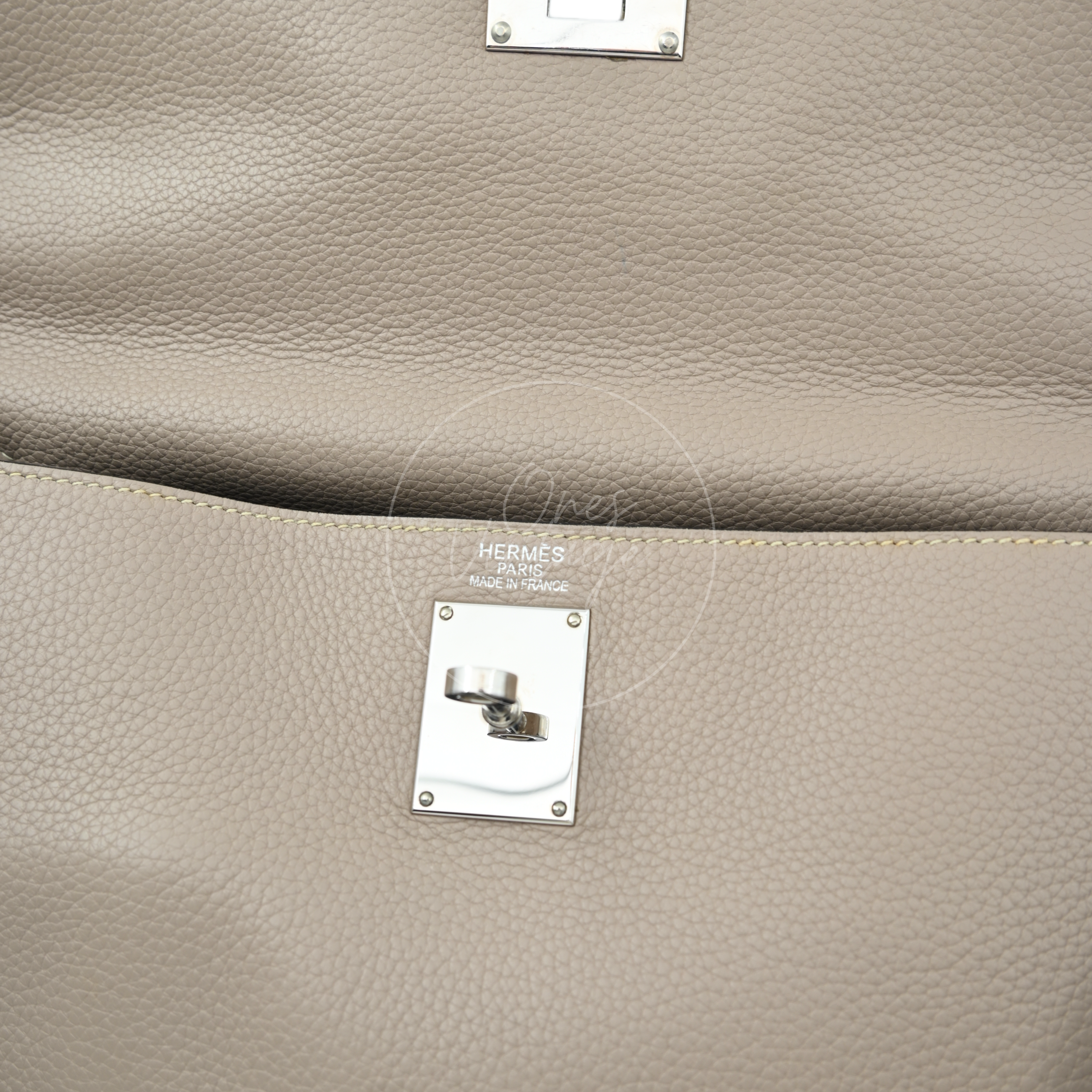 [Pre-owned] Hermes Kelly Shoulder 42 PHW Gris Tourterelle Taurillon Clemence Stamp Square M