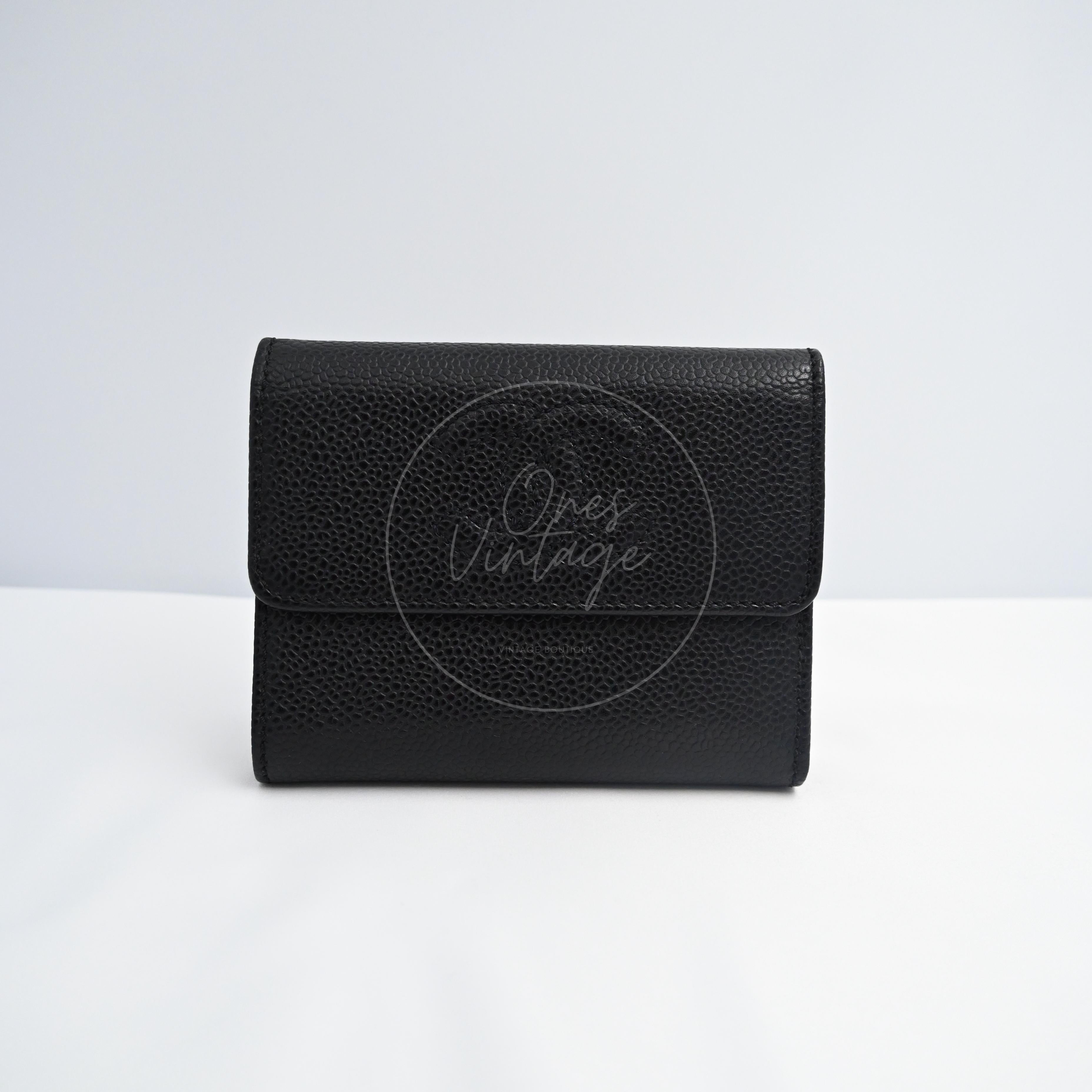 [Pre-owned] Chanel Black Caviar CC Mark Trio Fold Wallet