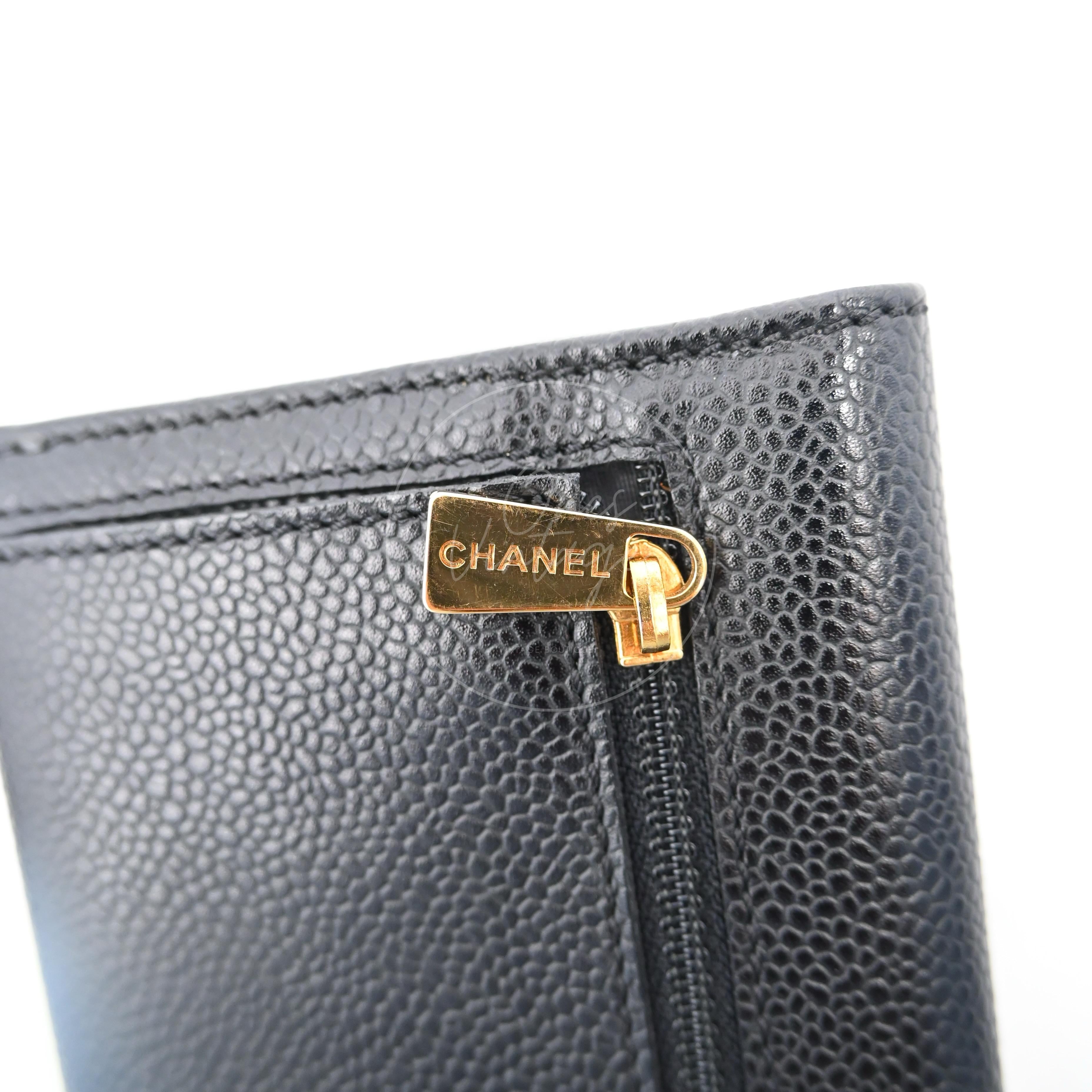 [Pre-owned] Chanel Black Caviar CC Mark Trio Fold Wallet