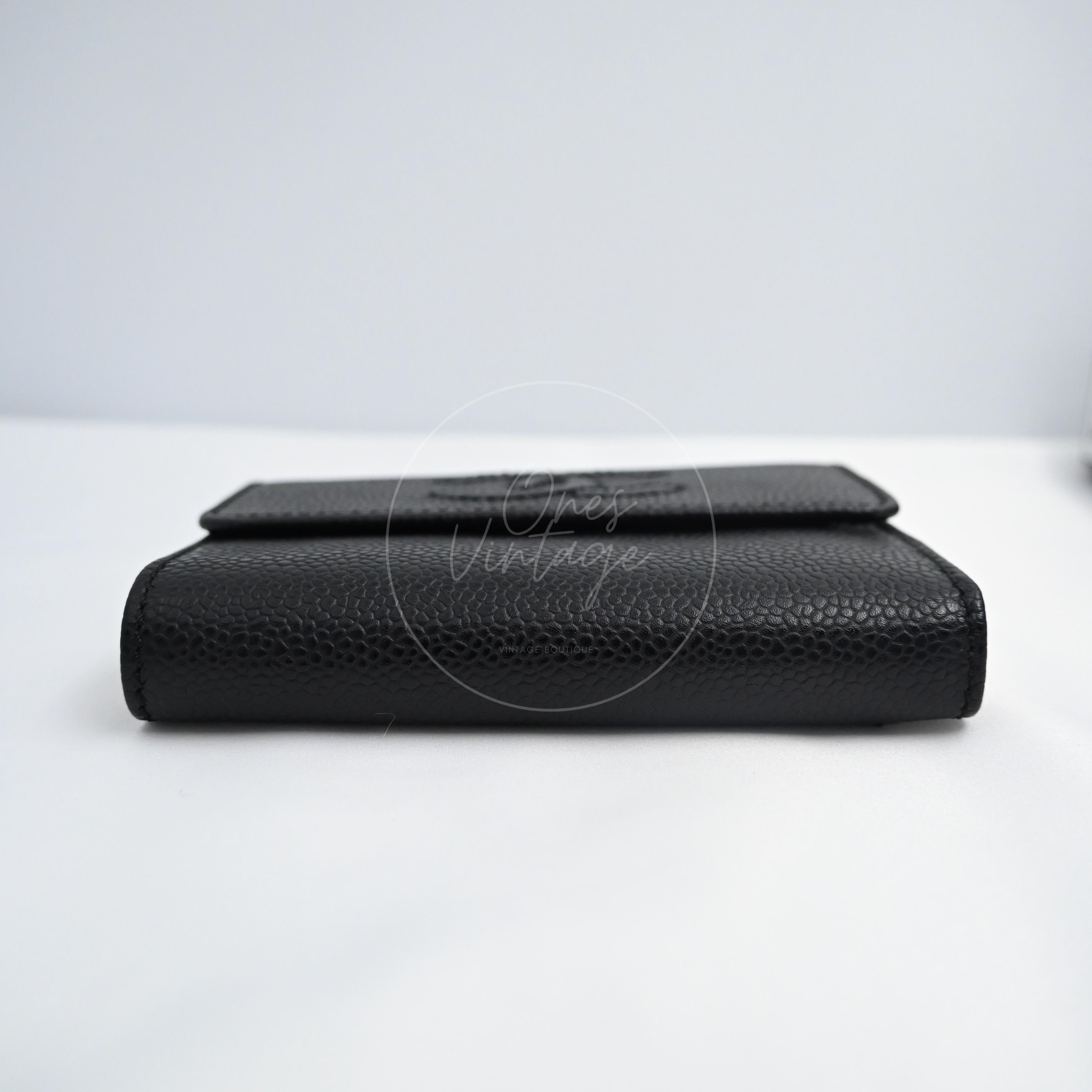 [Pre-owned] Chanel Black Caviar CC Mark Trio Fold Wallet