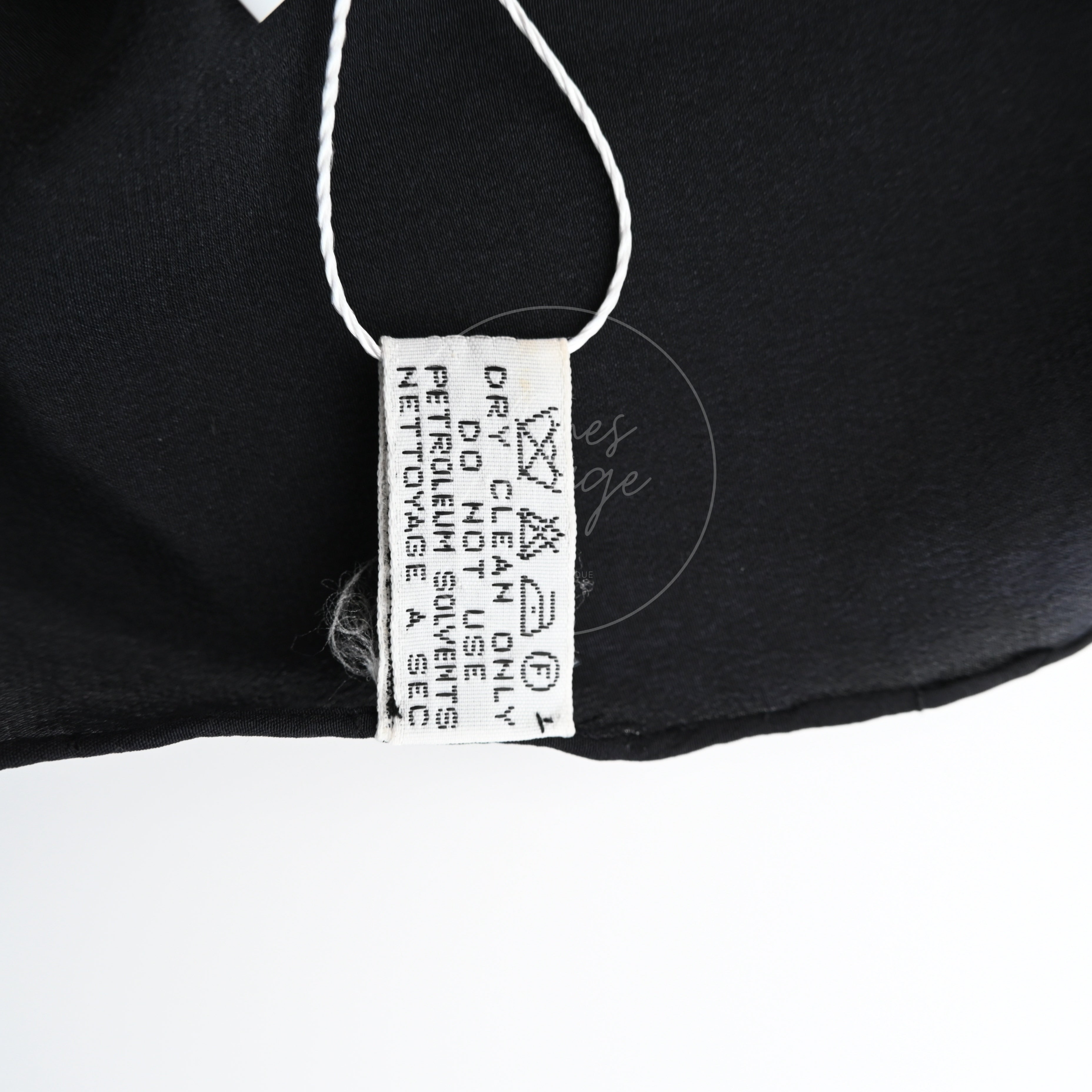 [Pre-owned] Chanel Silk CC Square Scarf