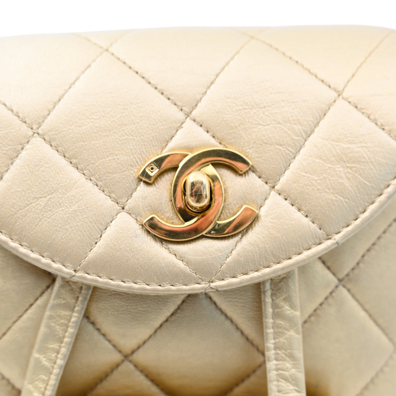 ［Pre-owned] Chanel Mini Duma in Gold Series 3