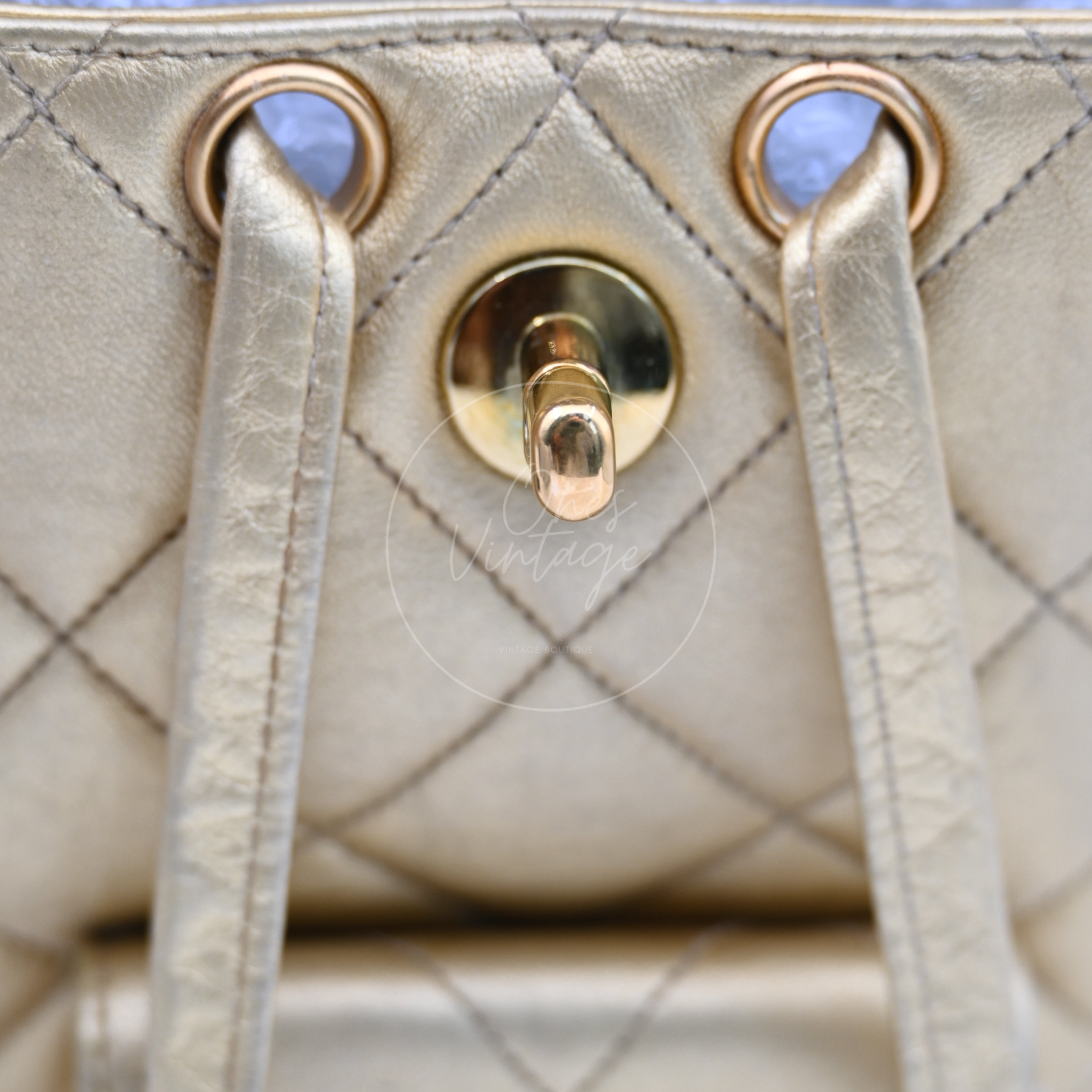 ［Pre-owned] Chanel Mini Duma in Gold Series 3