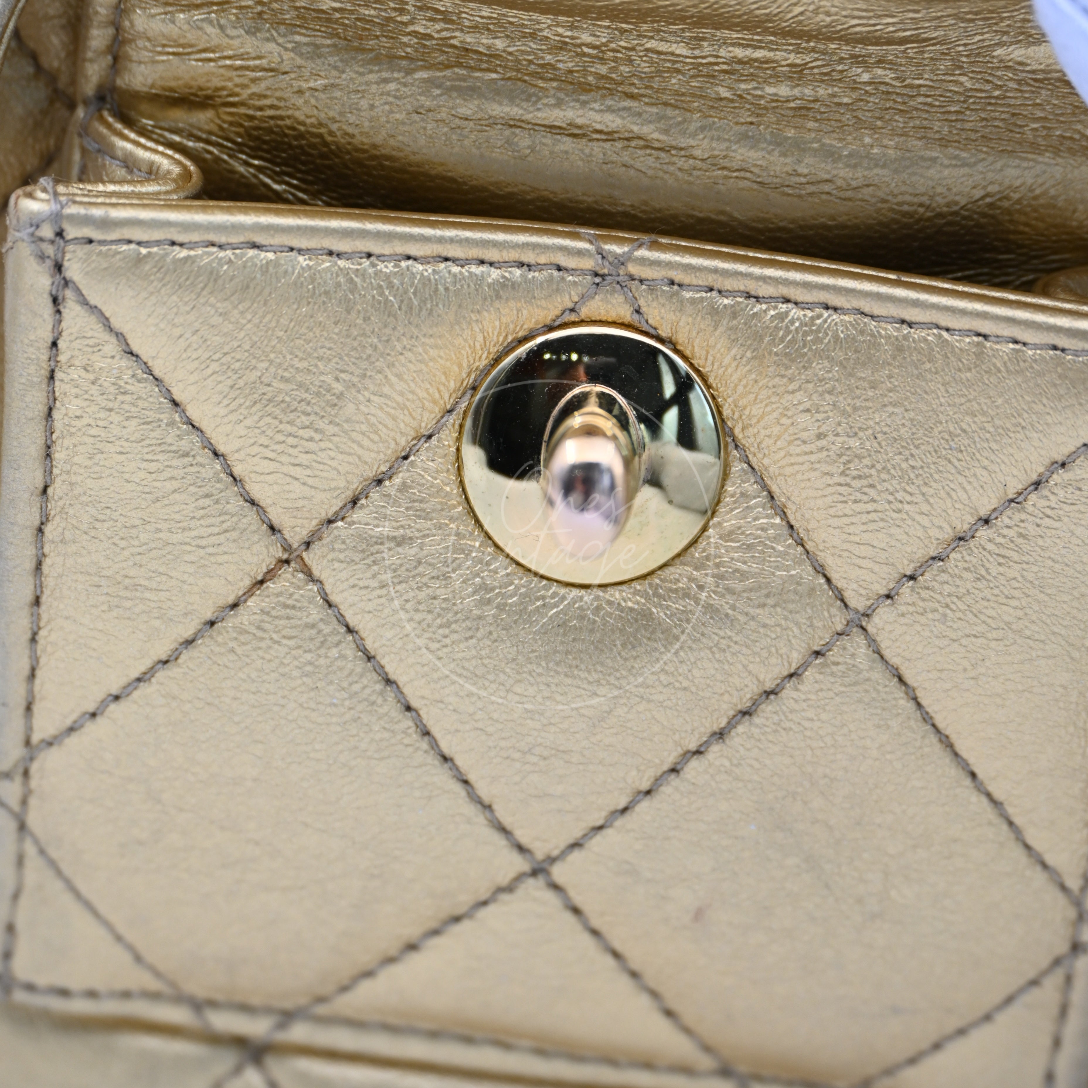 ［Pre-owned] Chanel Mini Duma in Gold Series 3