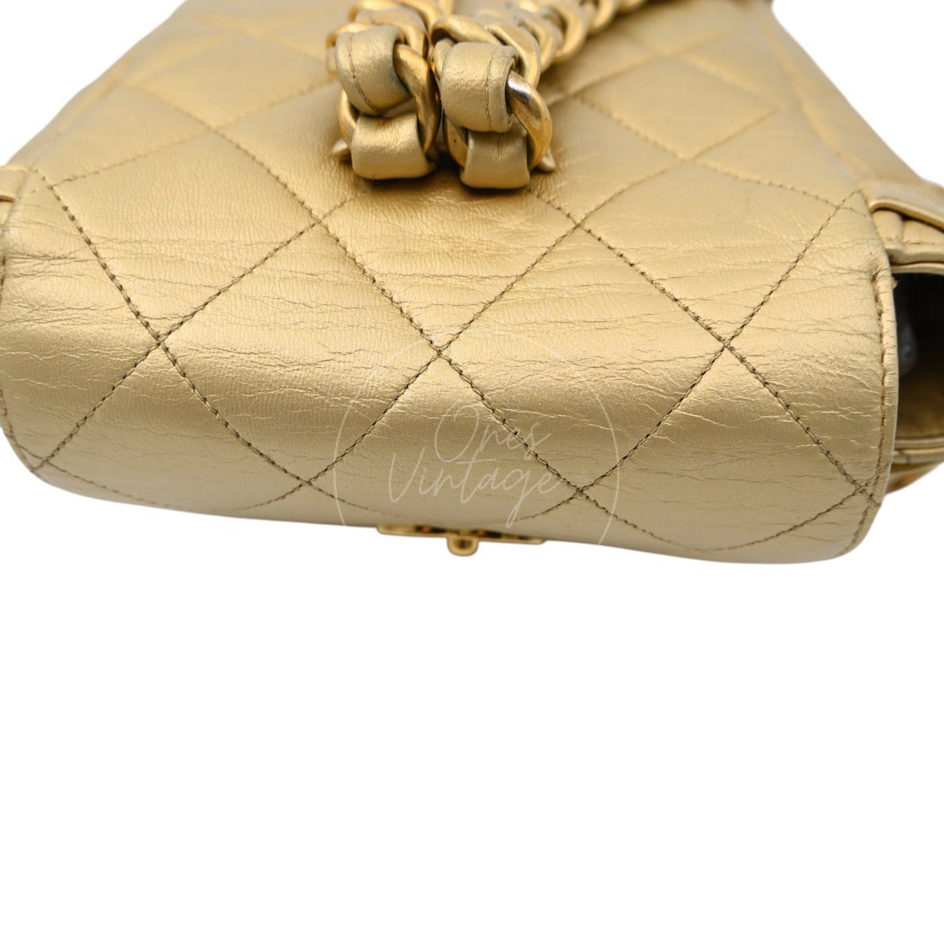 ［Pre-owned] Chanel Mini Duma in Gold Series 3