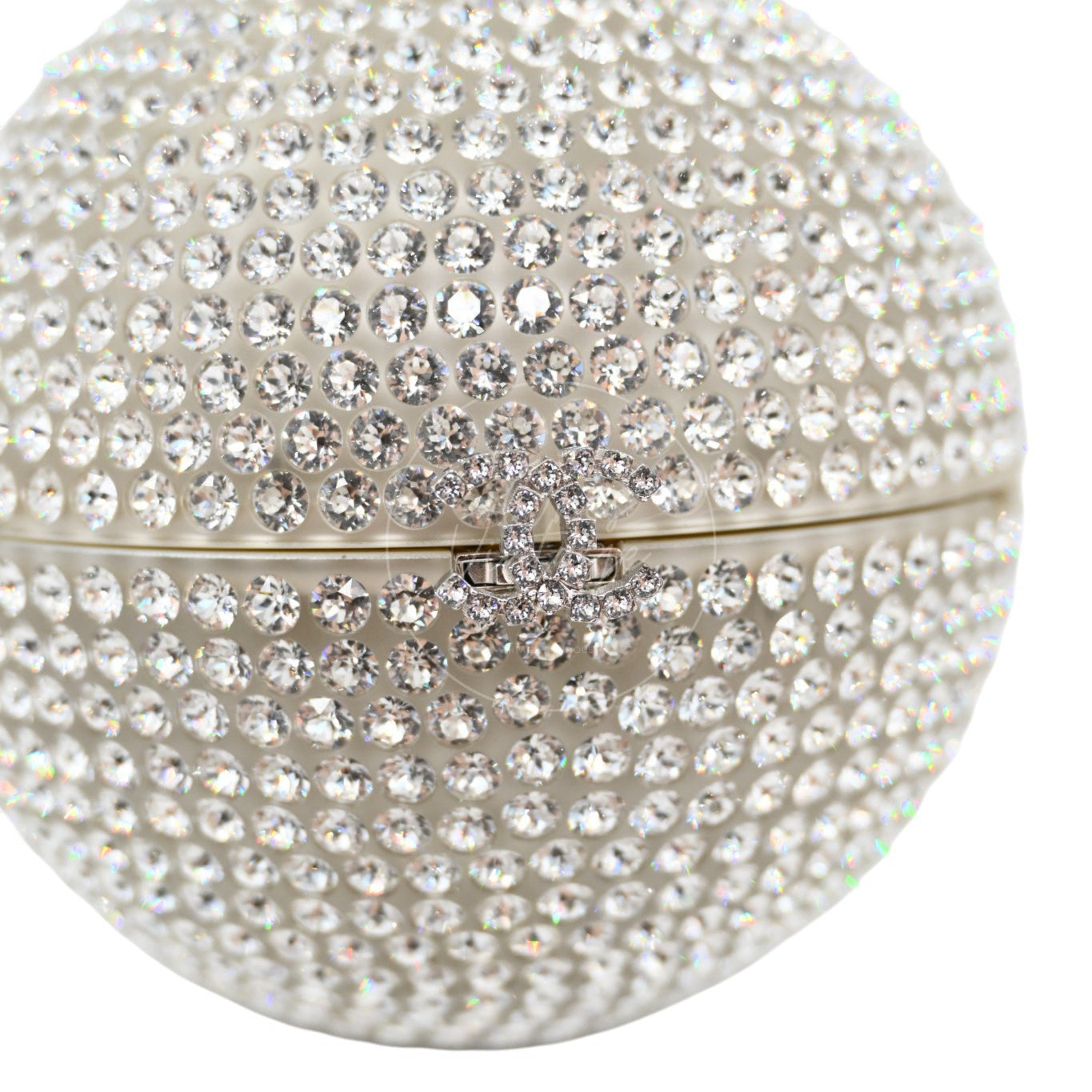 [Pre-owned] Chanel Runway Round Crystal Ball Evening Bag