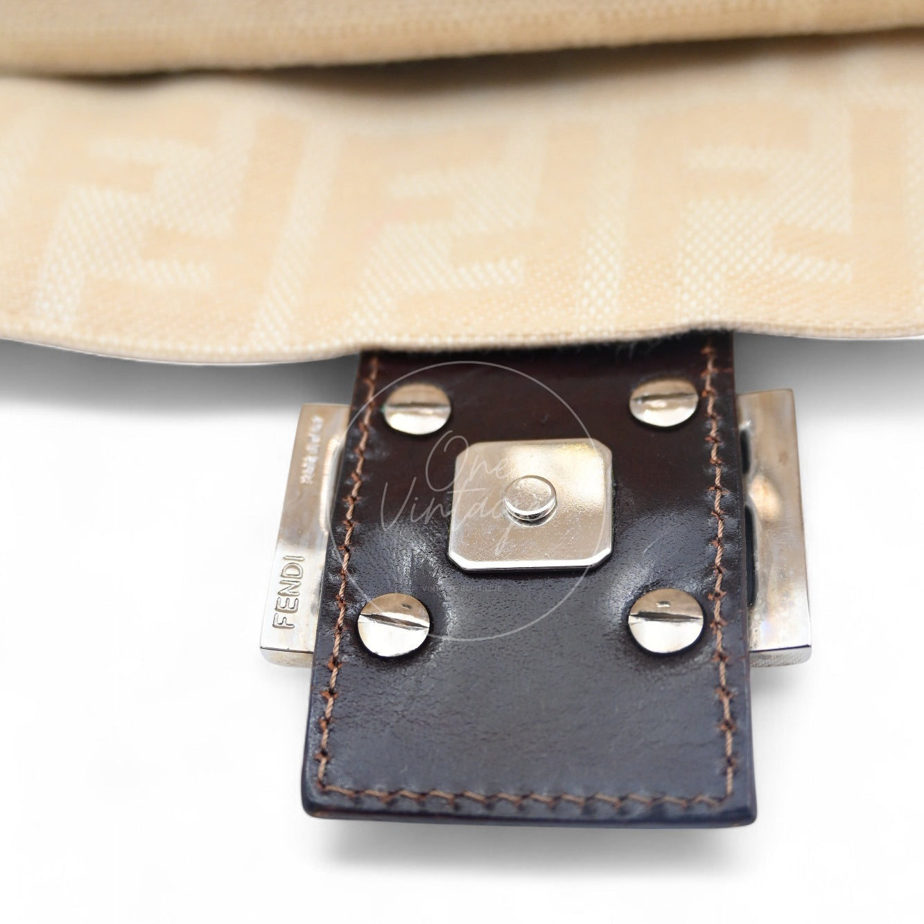 [Pre-owned] Fendi Vintage Zucca Canvas Mamma Baguette Ivory