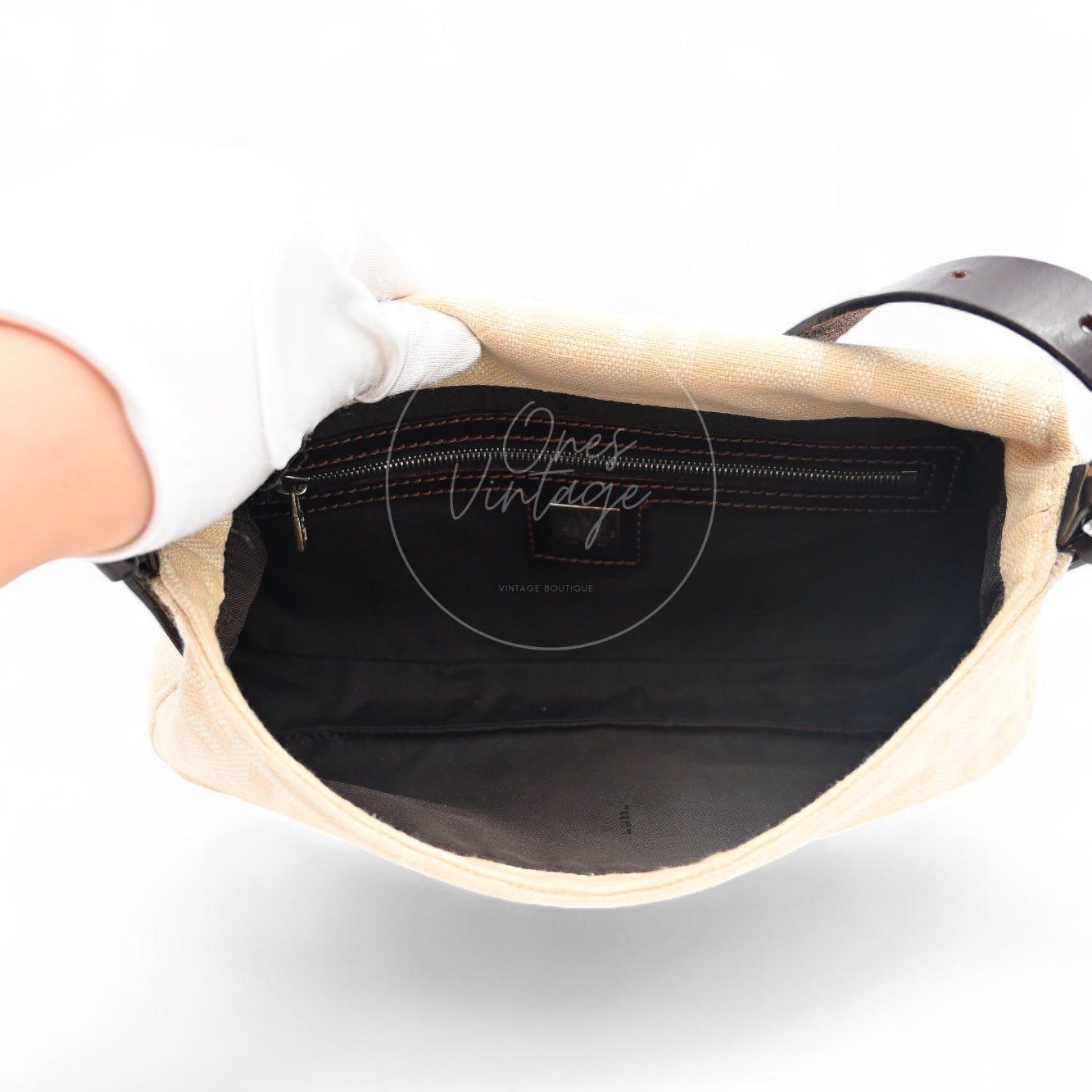 [Pre-owned] Fendi Vintage Zucca Canvas Mamma Baguette Ivory