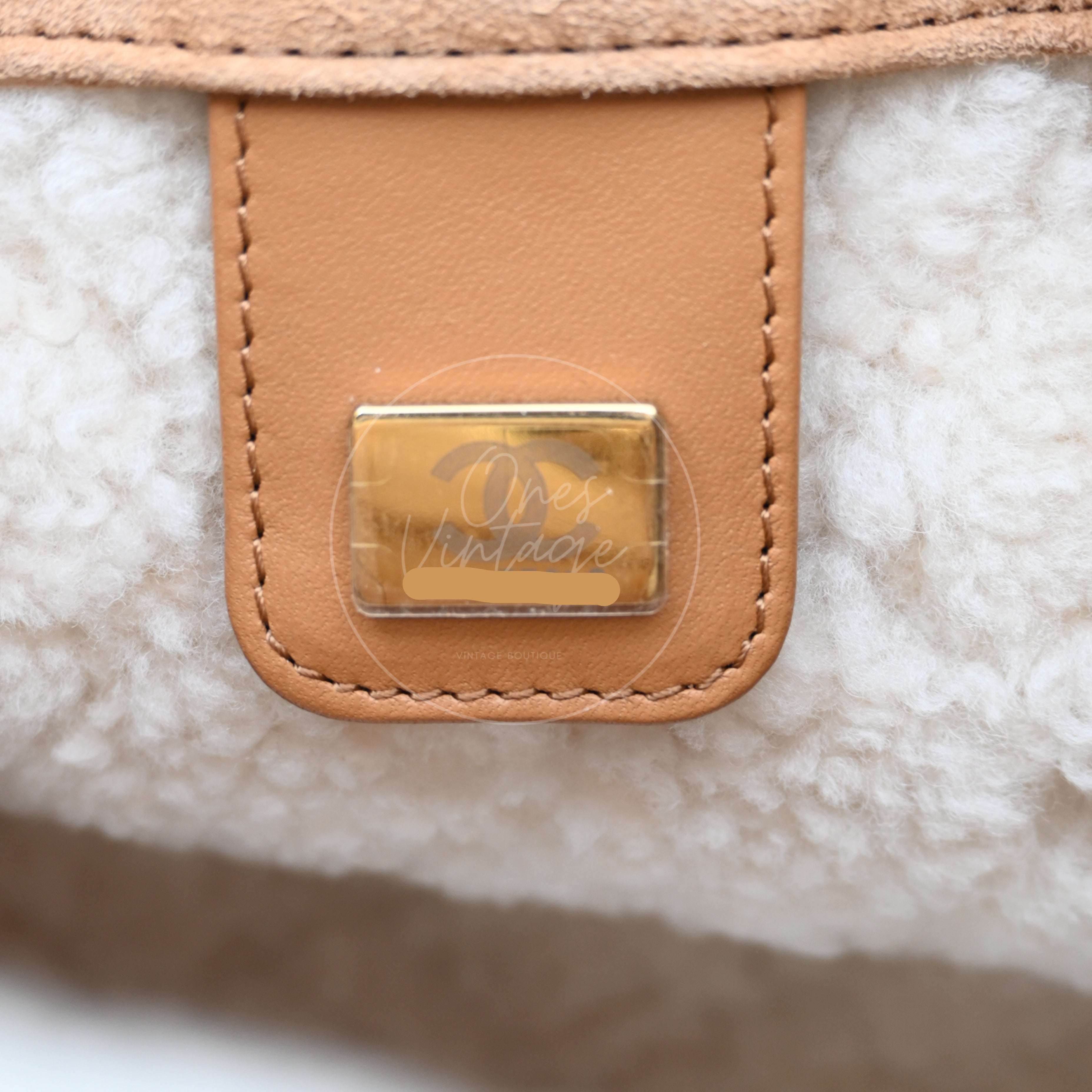 [Unused] Chanel 25 Bag Small Teddy In Brown