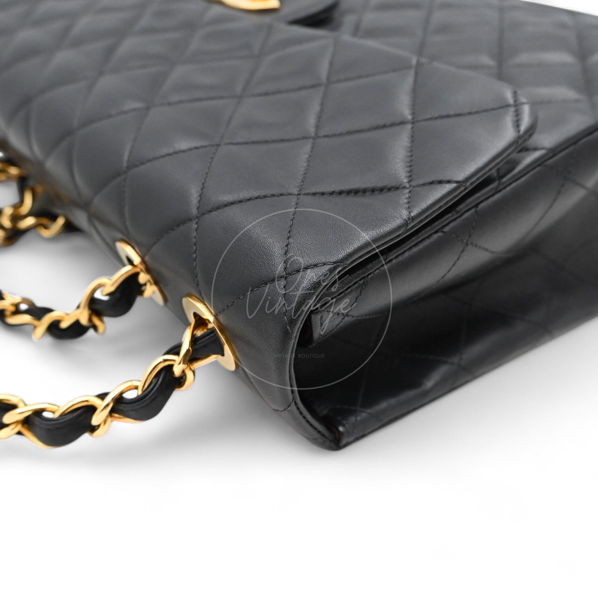 [Pre-owned] Chanel Maxi Flap Bag