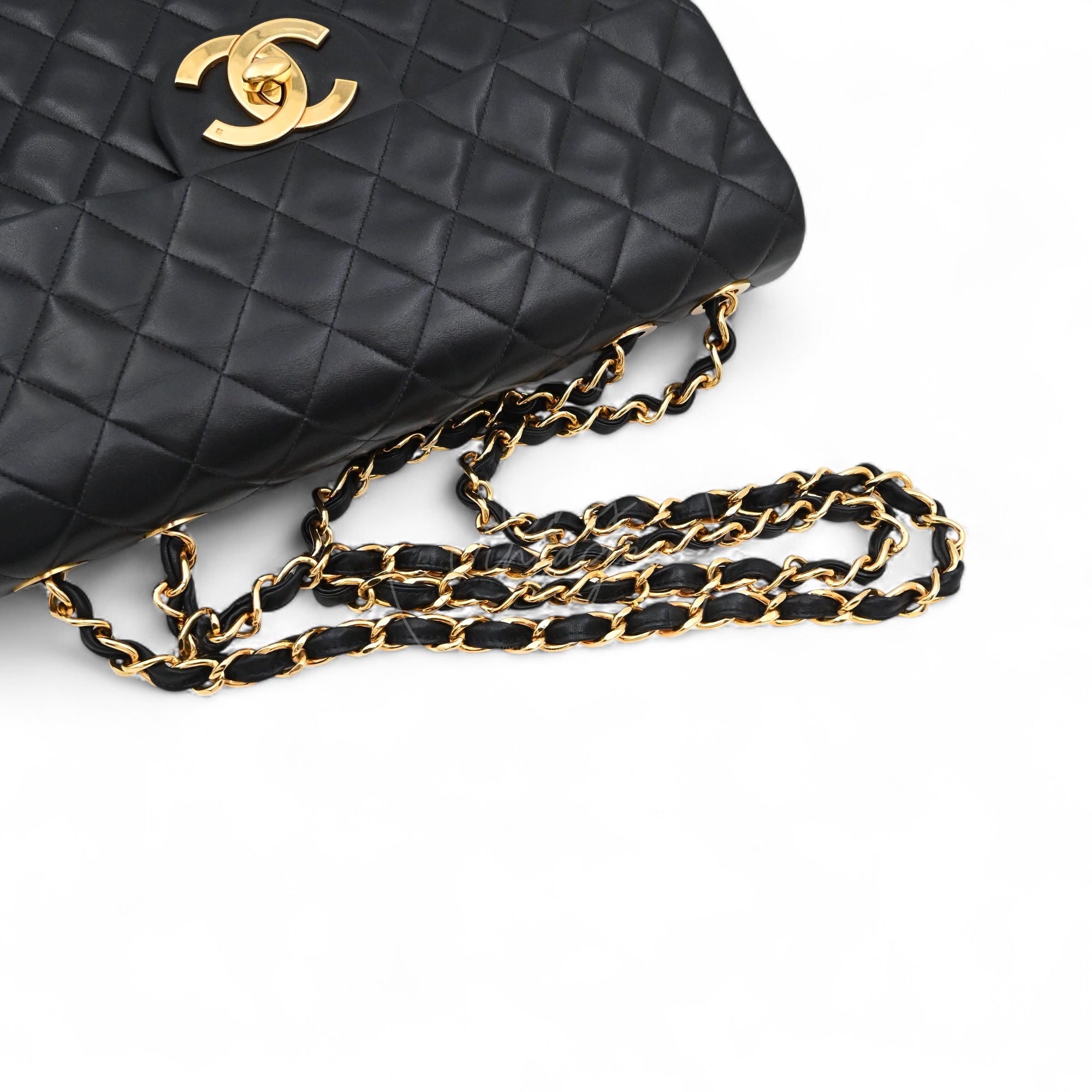 [Pre-owned] Chanel Maxi Flap Bag