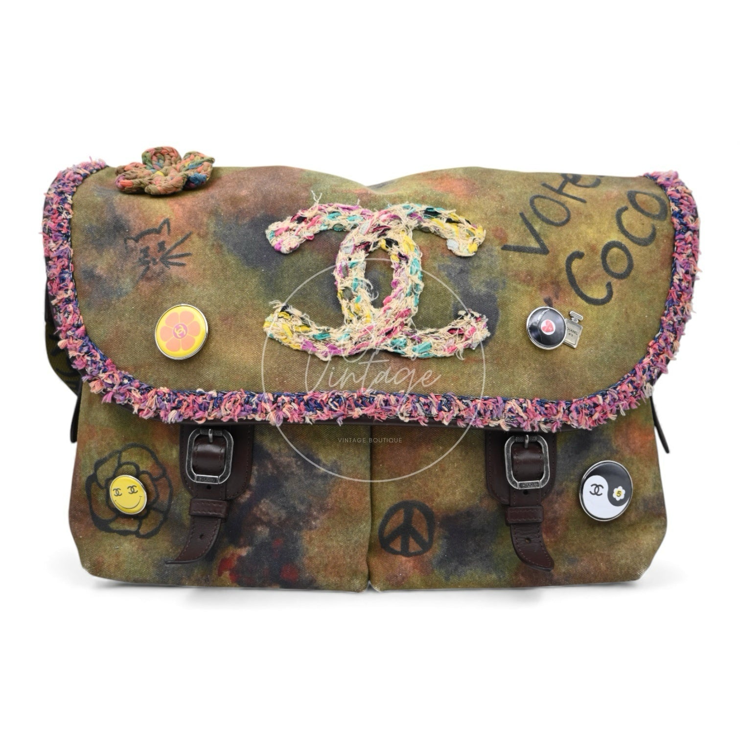 [Per-Owned] Chanel Graffiti On The Pavement Messenger Bag