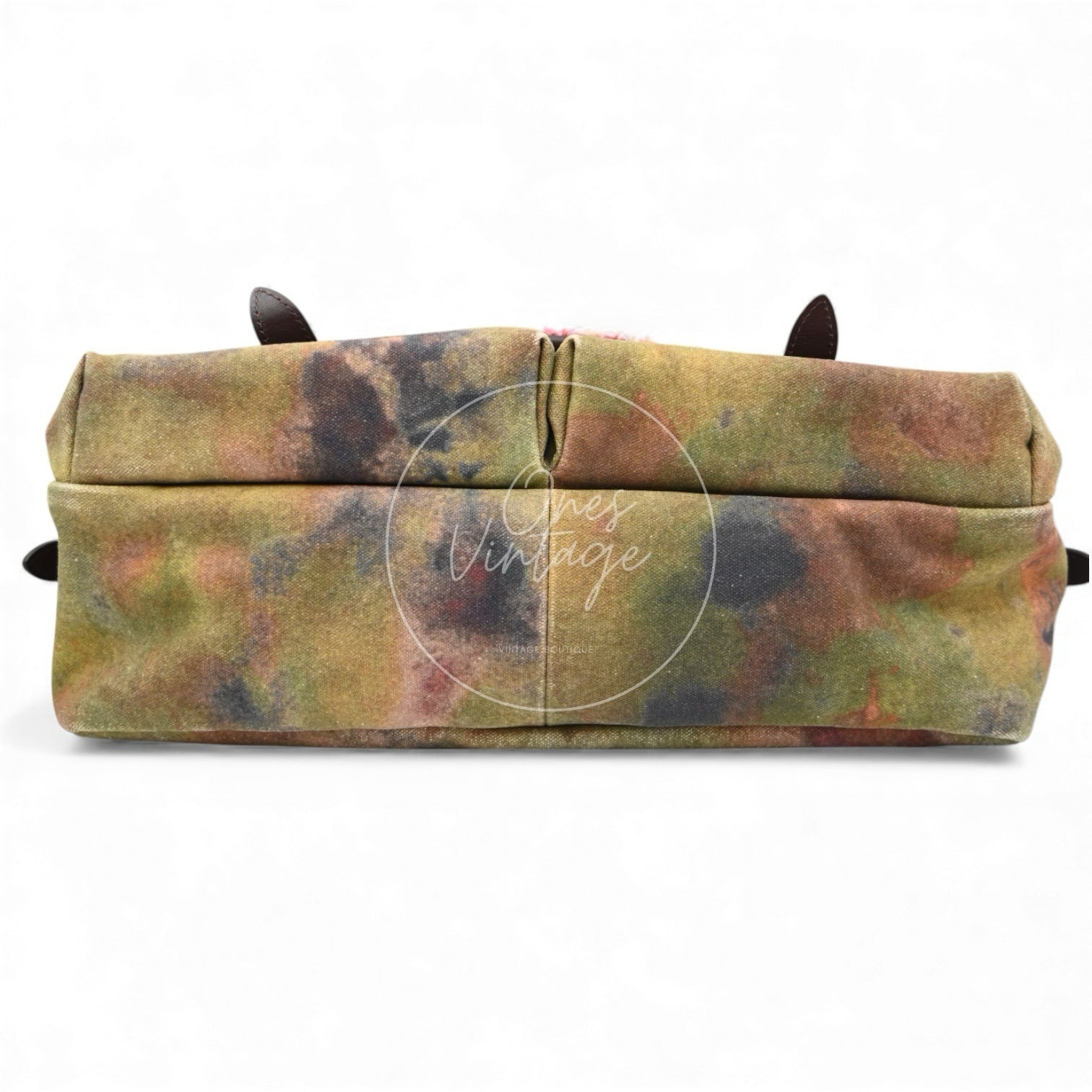 [Per-Owned] Chanel Graffiti On The Pavement Messenger Bag