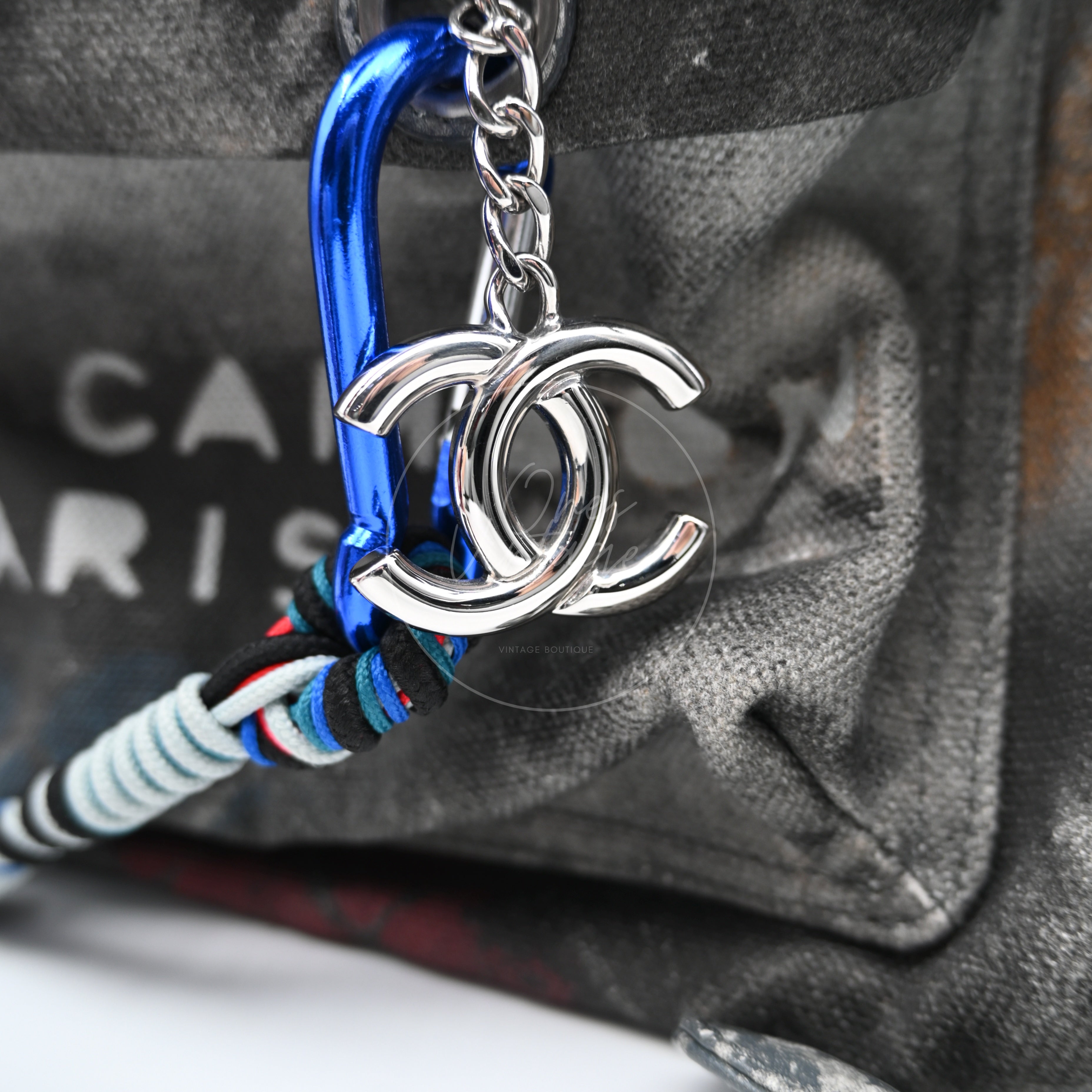 [Pre-owned] Chanel Vintage Graffiti Cotton Canvas Grey Backpack