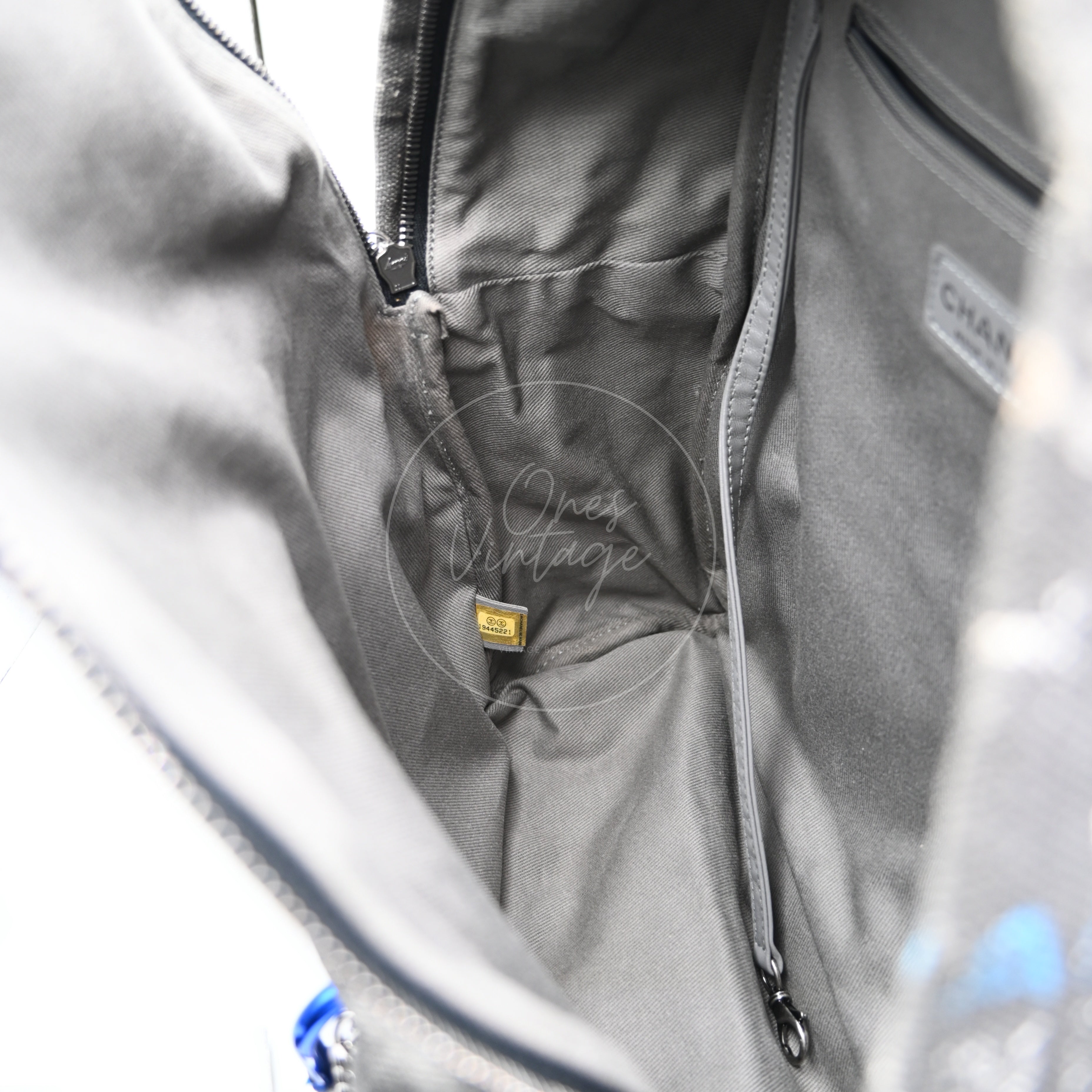 [Pre-owned] Chanel Vintage Graffiti Cotton Canvas Grey Backpack