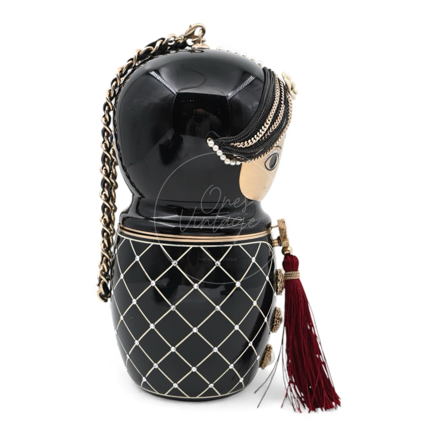 [Pre-owned] Chanel Paris-Bombay Matryoshka Doll Black Gold Clutch Series 24 bag