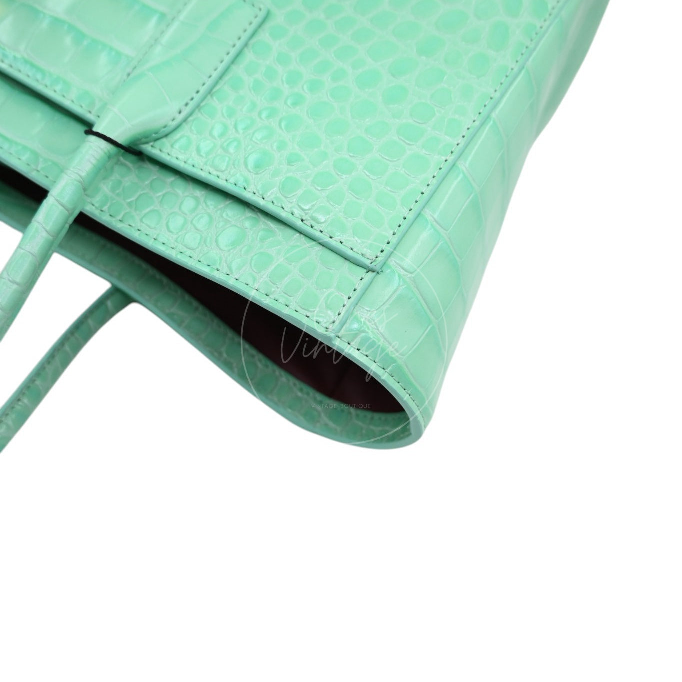 Chanel Cerf Crocodile Embossed Calfskin Tote Bag GHW Green Series L9