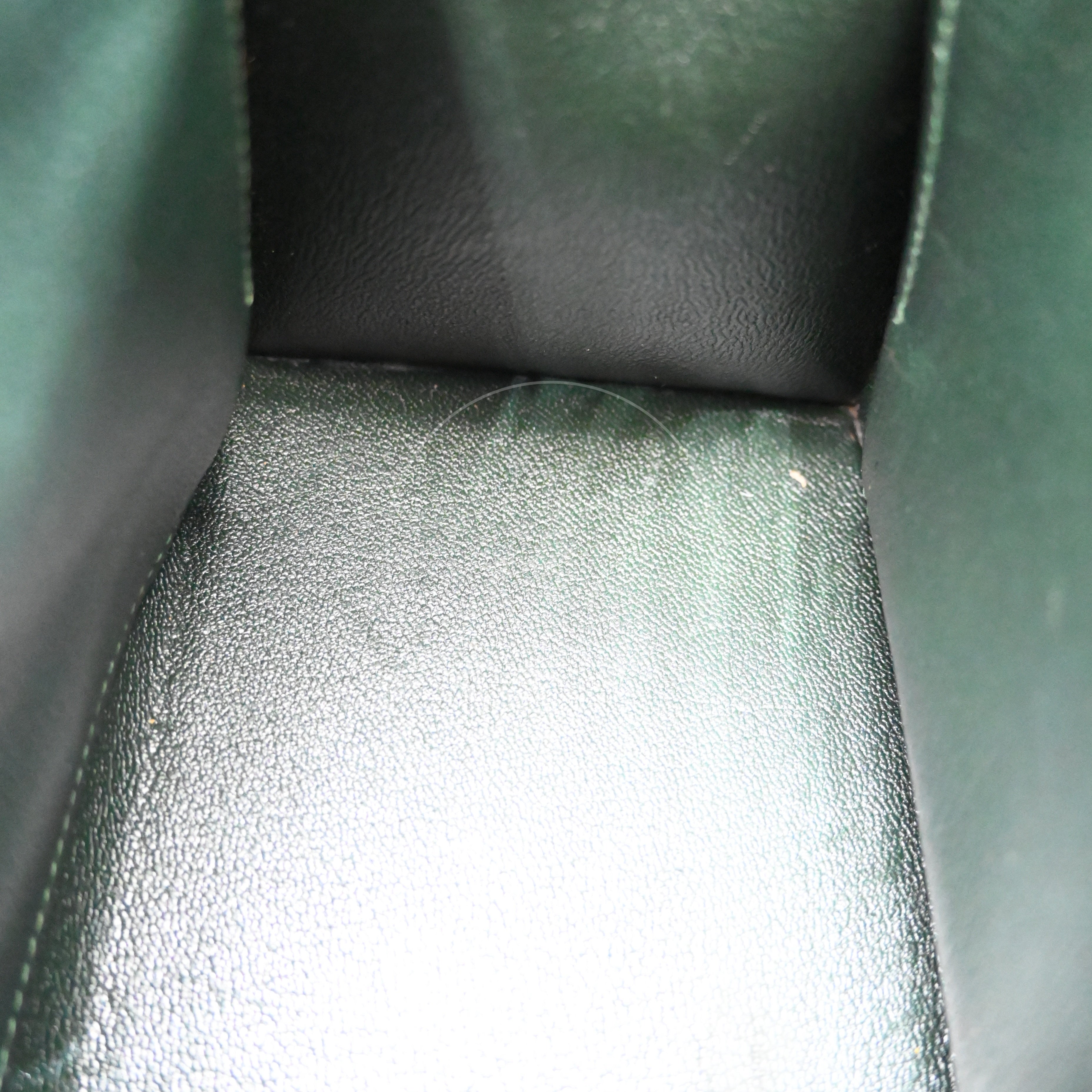 Hermes Kelly 28 Box Leather GHW Emerald Green Circle V